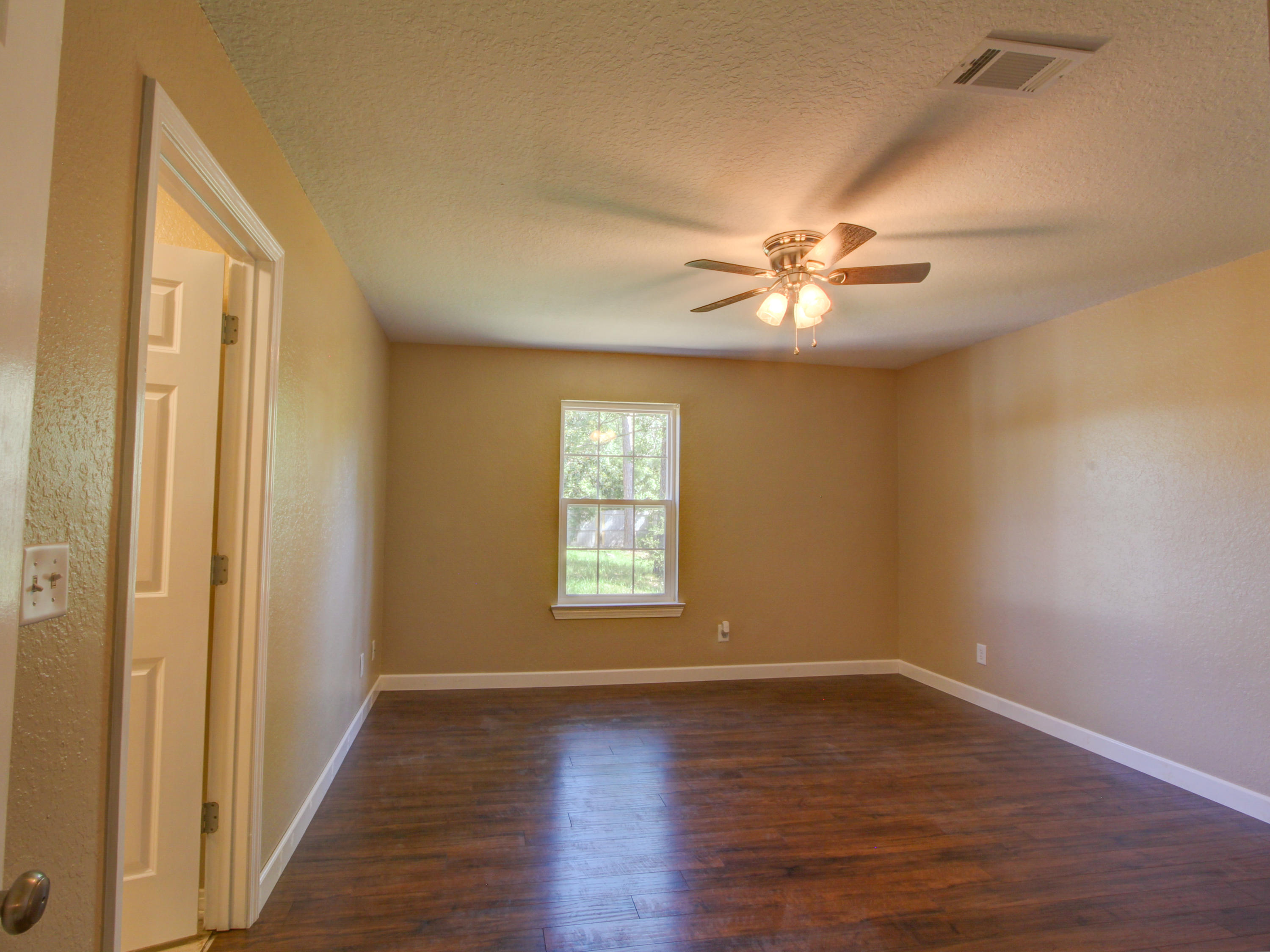 CROSS CREEK SHORES - Residential