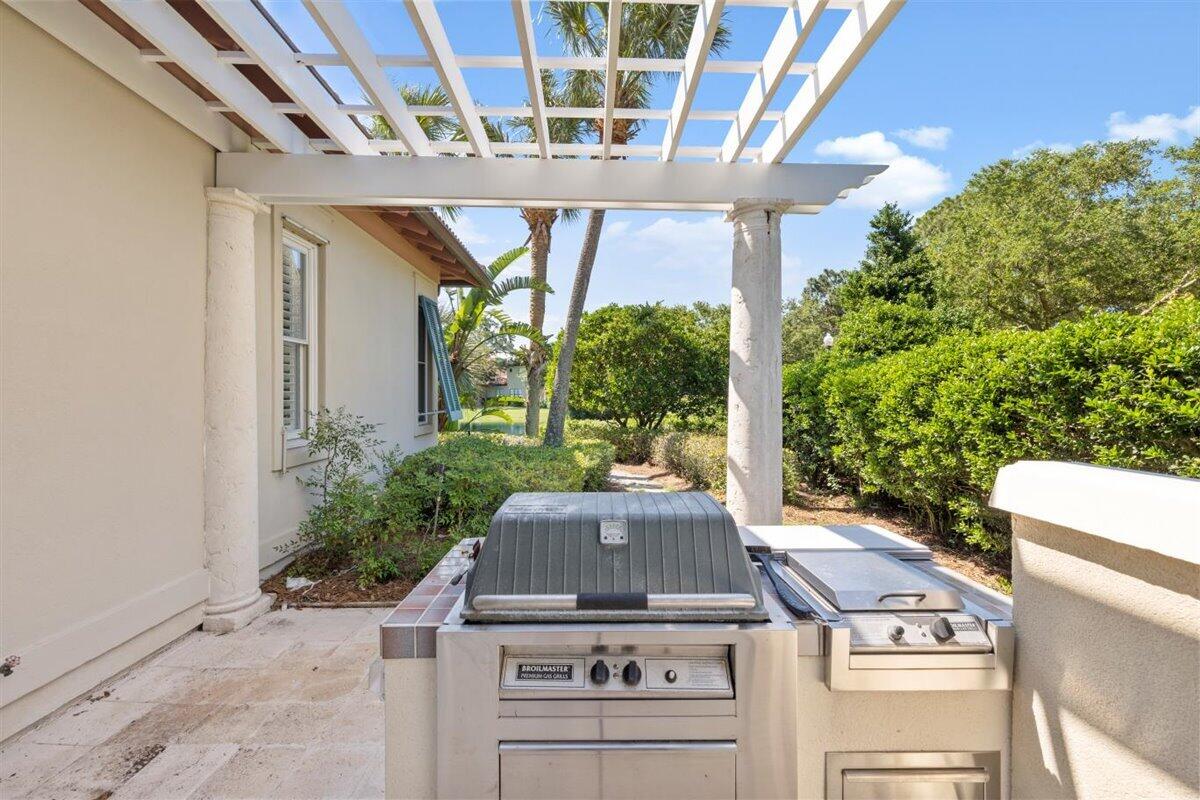 DEL MAR AT SANDESTIN - Residential
