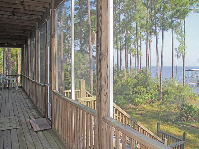 WHISPERING PINES - Residential