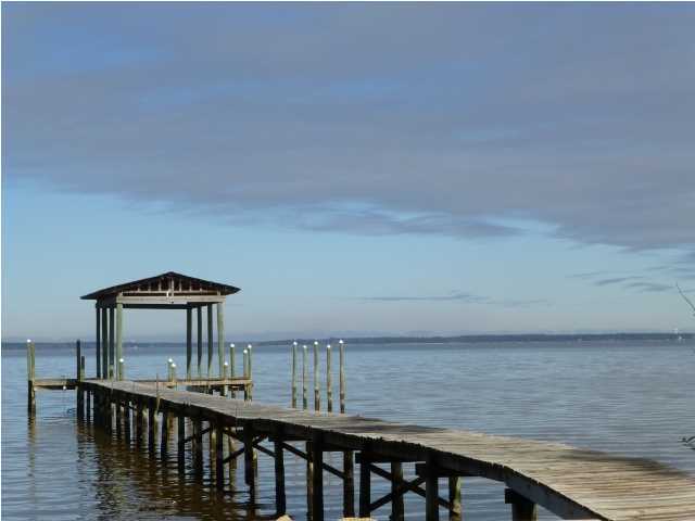 WHISPERING PINES - Residential