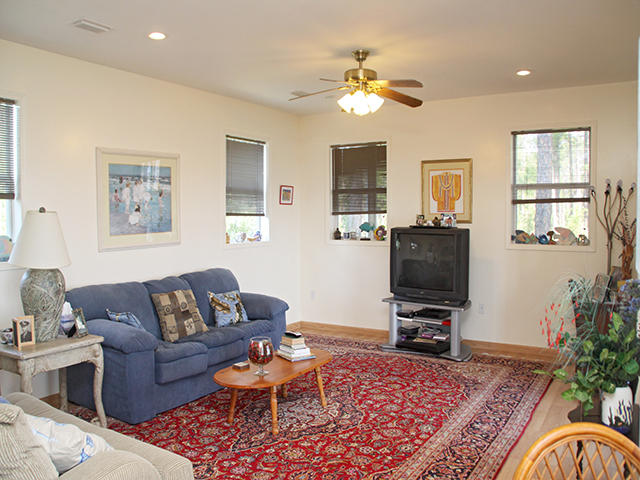 WHISPERING PINES - Residential