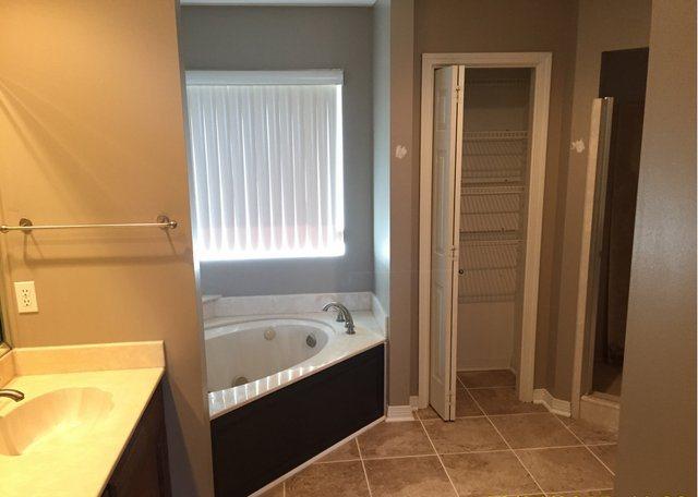 EMERALD POINTE PLAT 2 - Residential