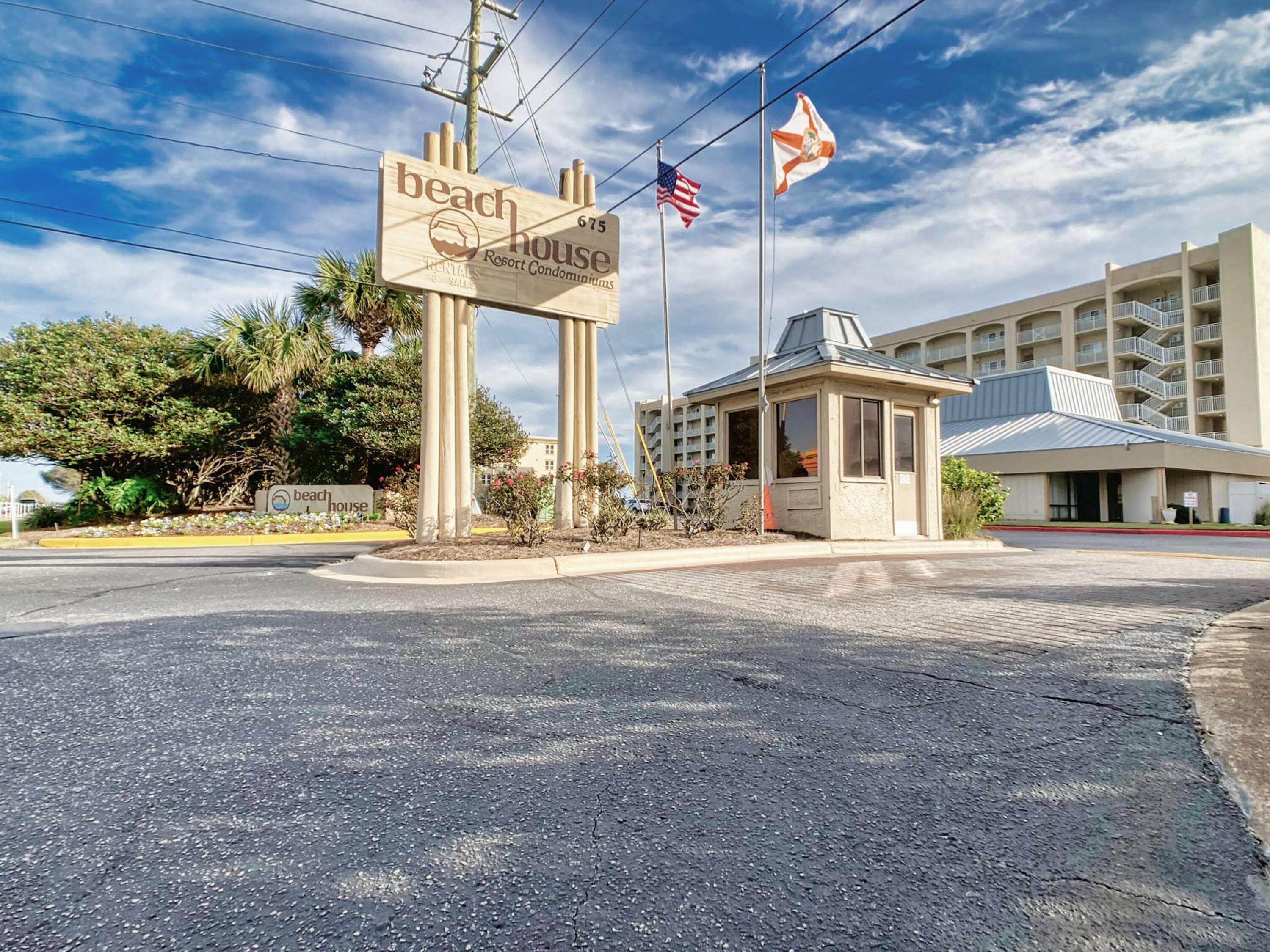 BEACH HOUSE CONDO PH 1 - Residential