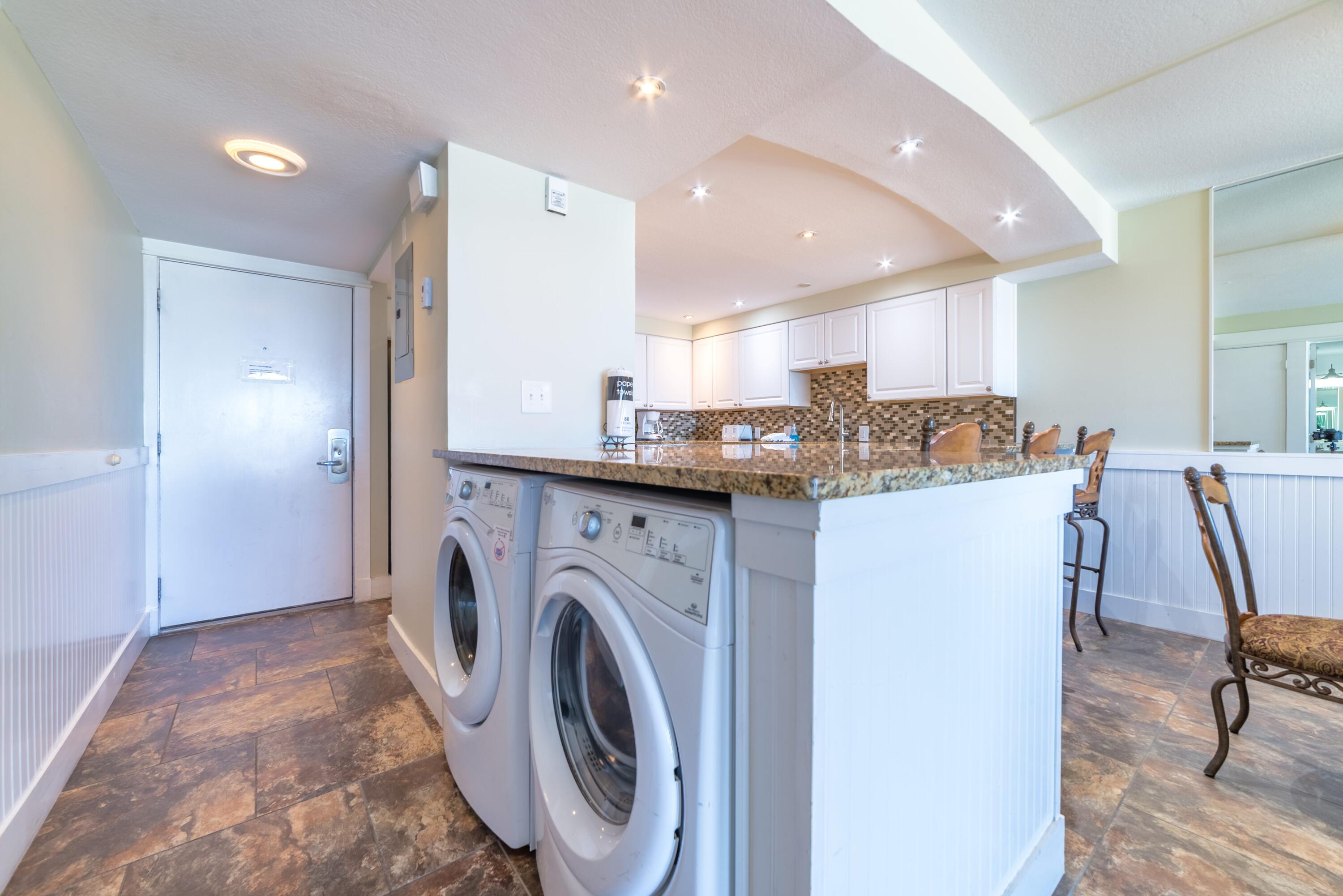 BEACH HOUSE CONDO PH 1 - Residential