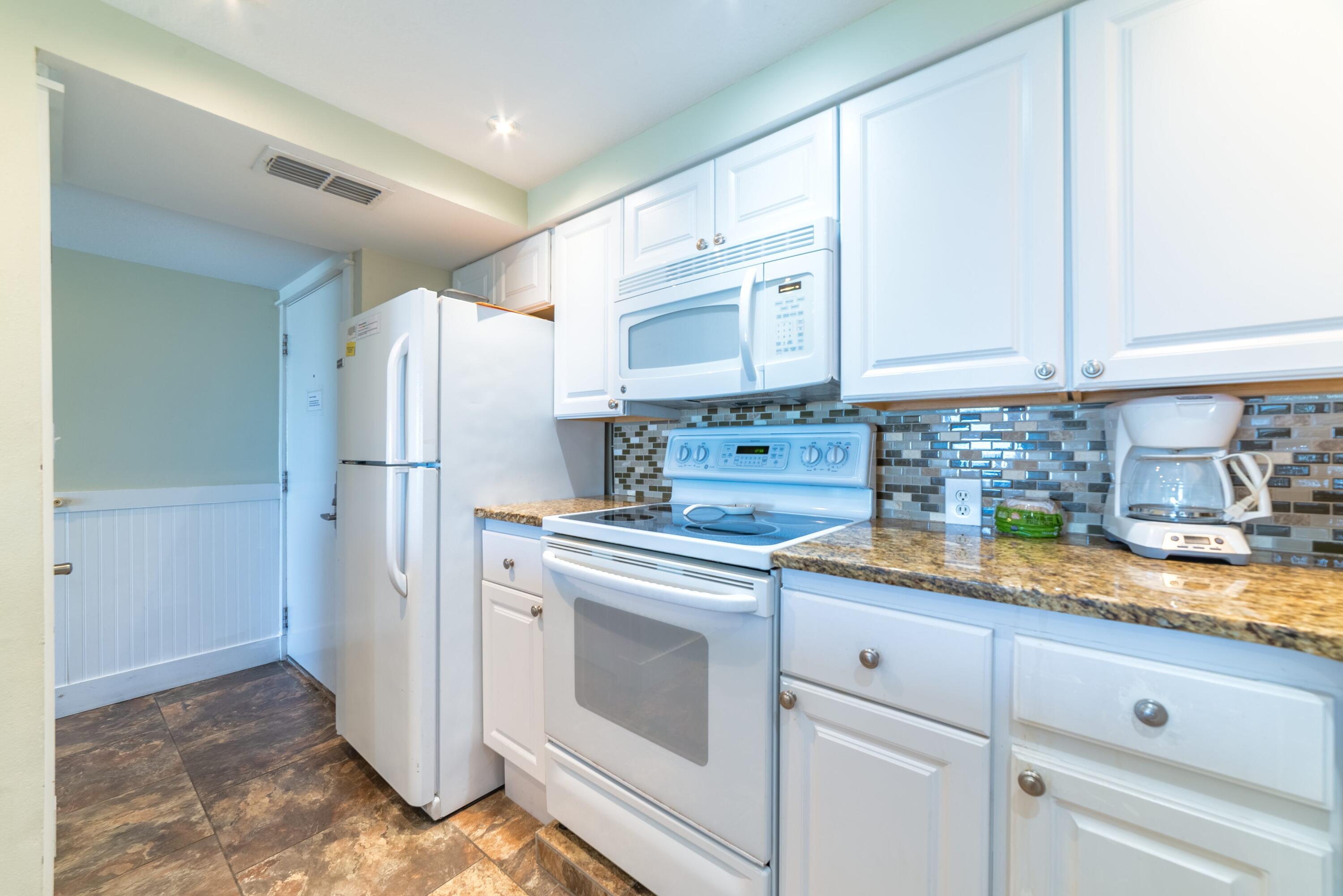 BEACH HOUSE CONDO PH 1 - Residential