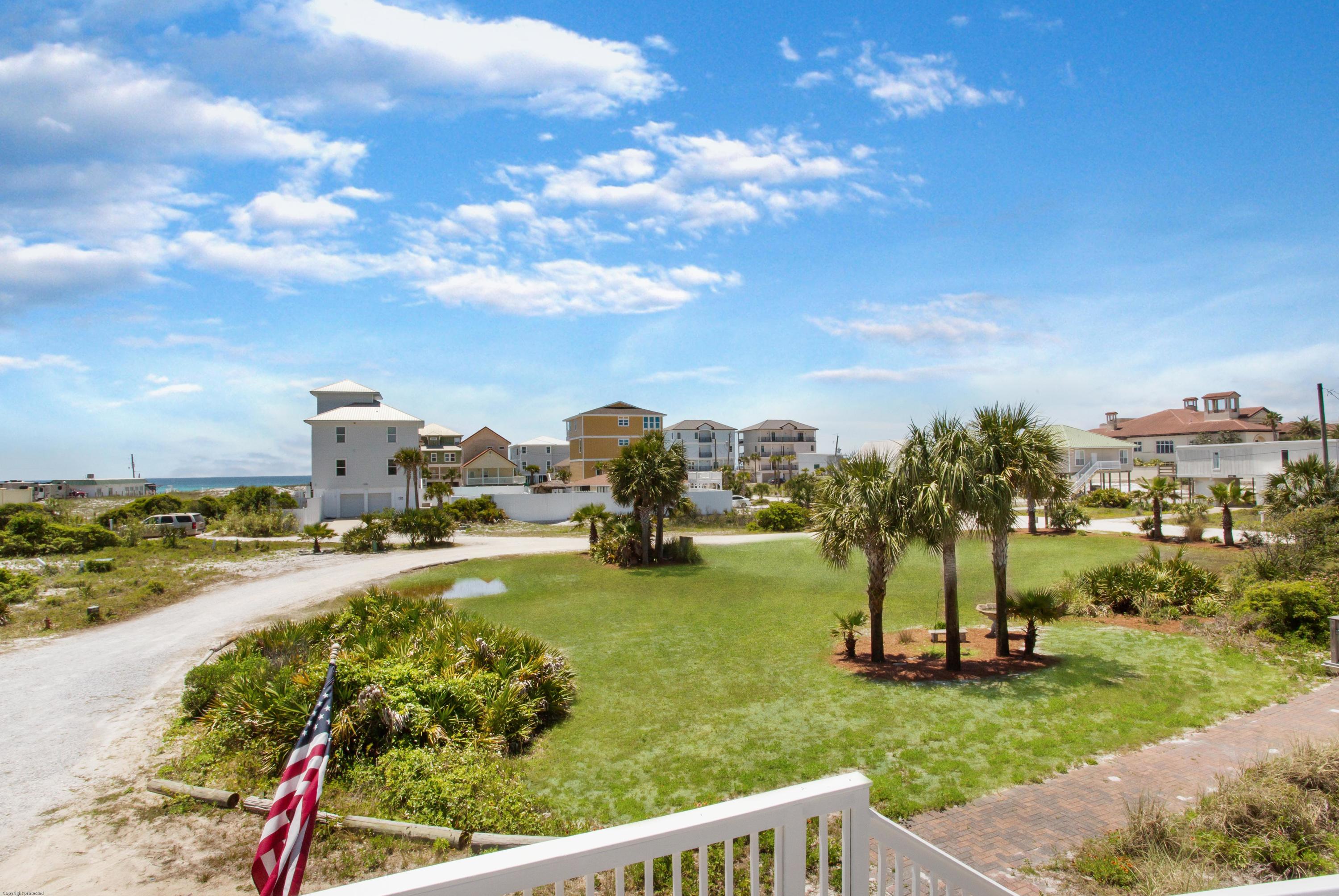 TANG-O-MAR S/D UNREC - Residential