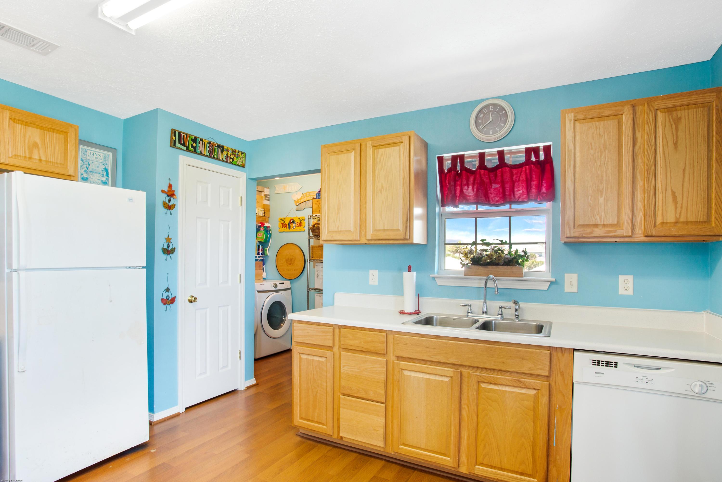 TANG-O-MAR S/D UNREC - Residential