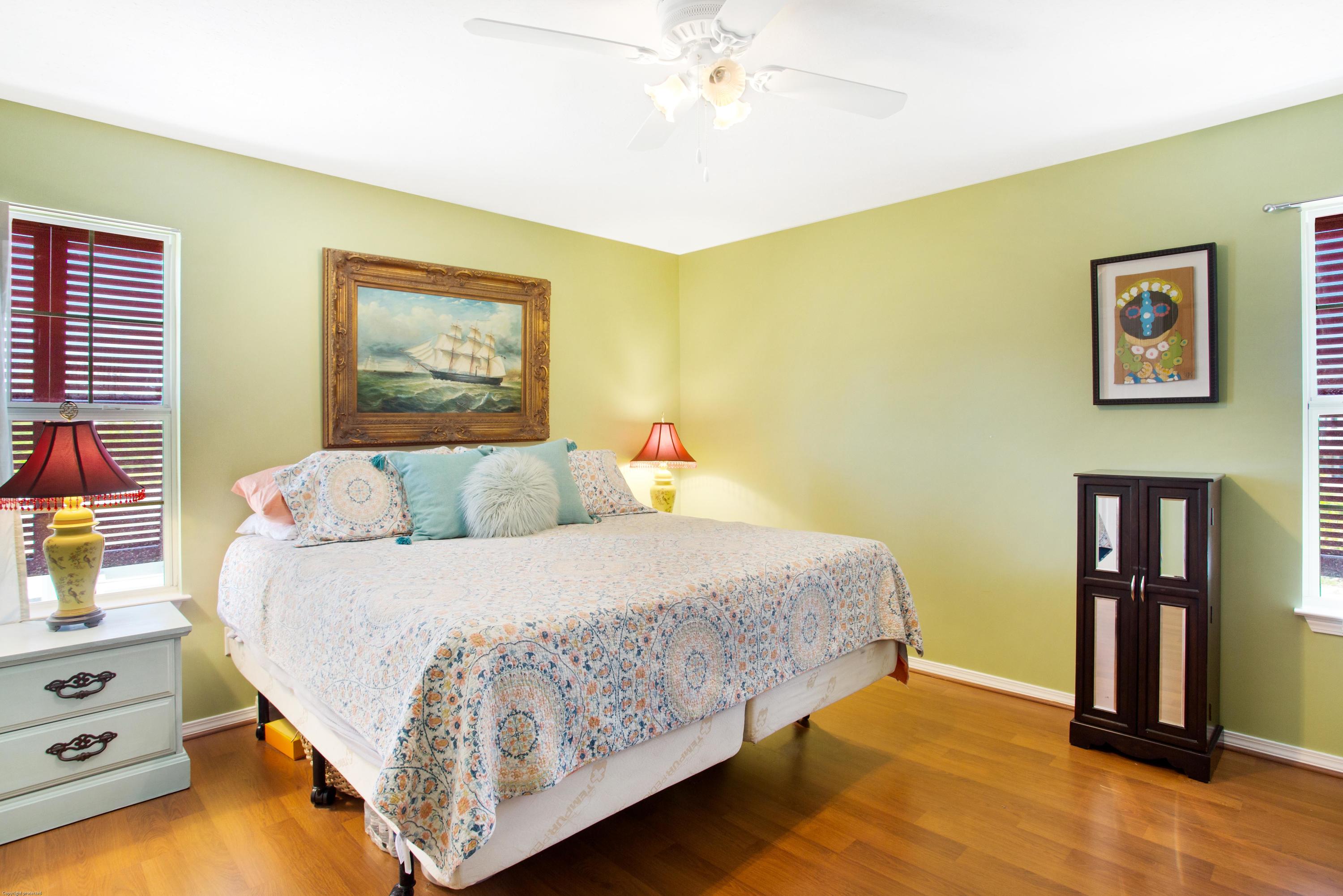 TANG-O-MAR S/D UNREC - Residential