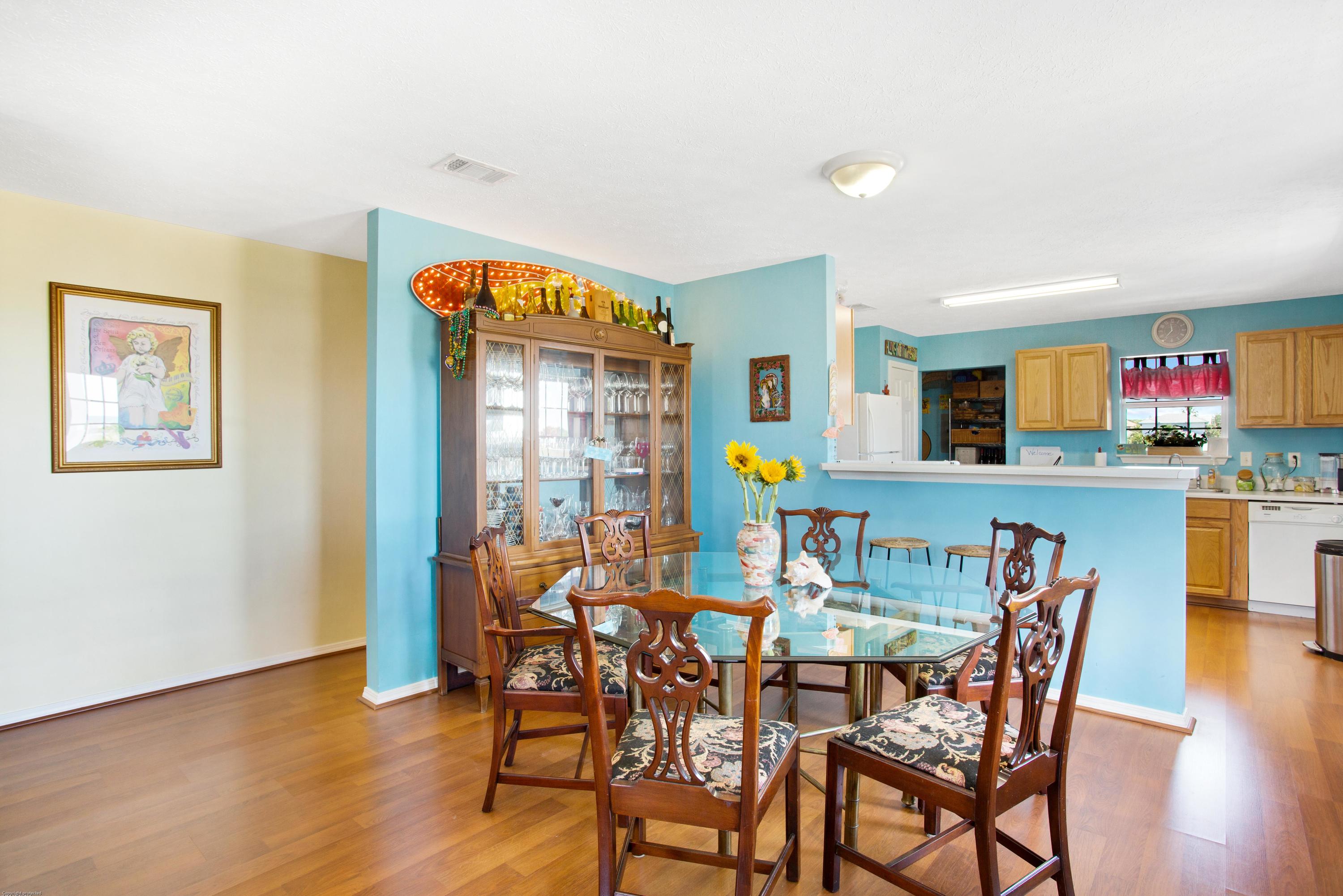 TANG-O-MAR S/D UNREC - Residential