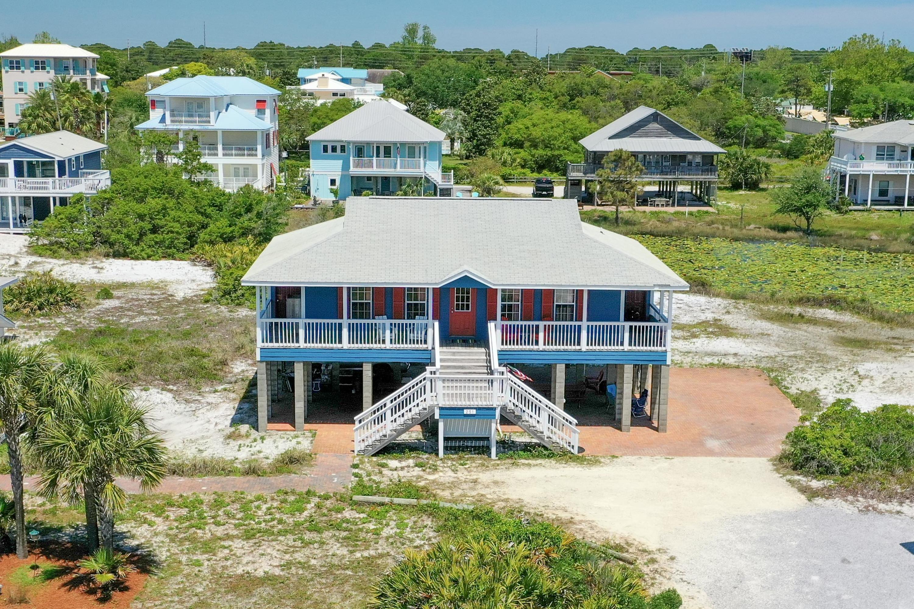 TANG-O-MAR S/D UNREC - Residential