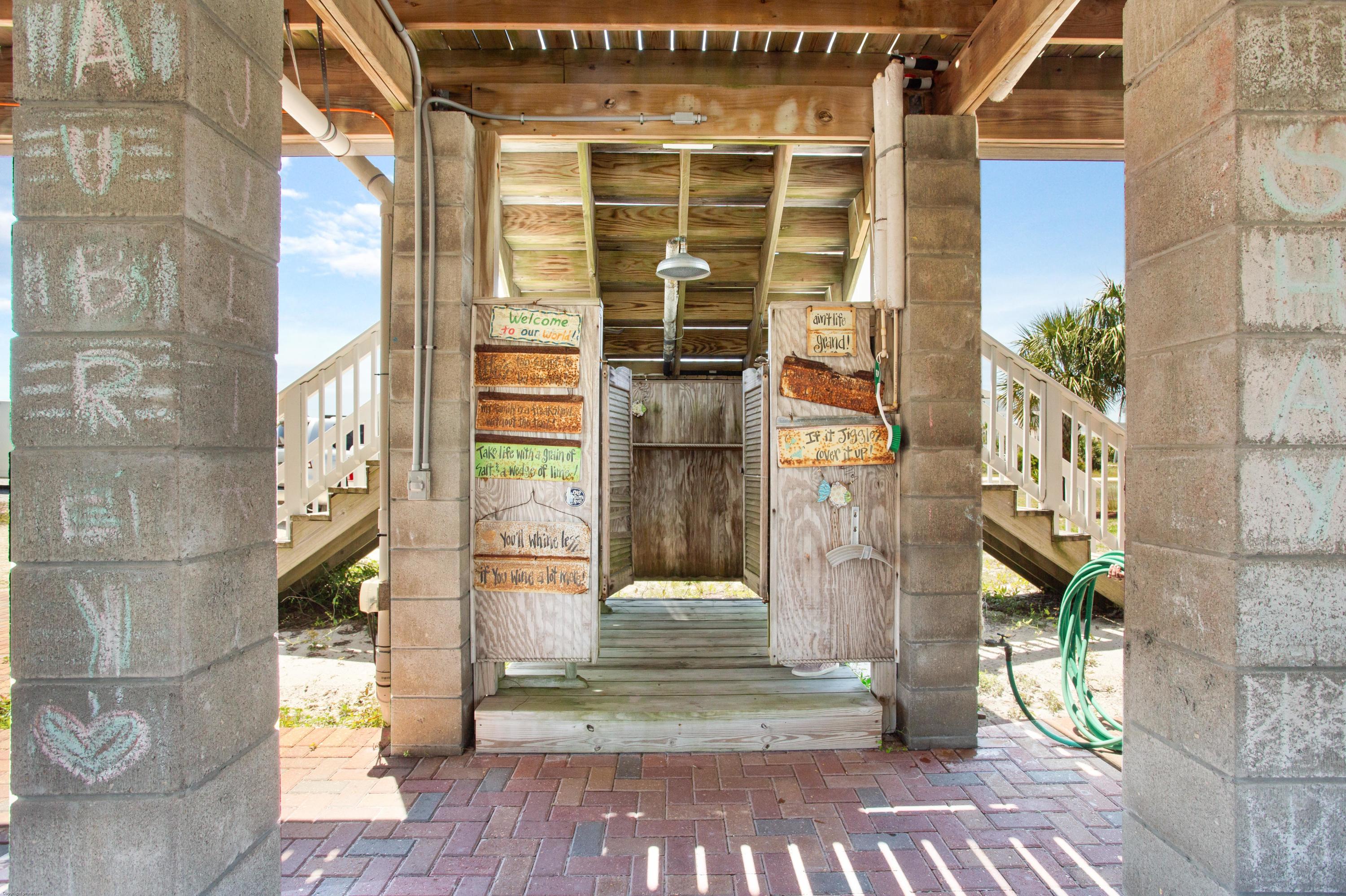 TANG-O-MAR S/D UNREC - Residential