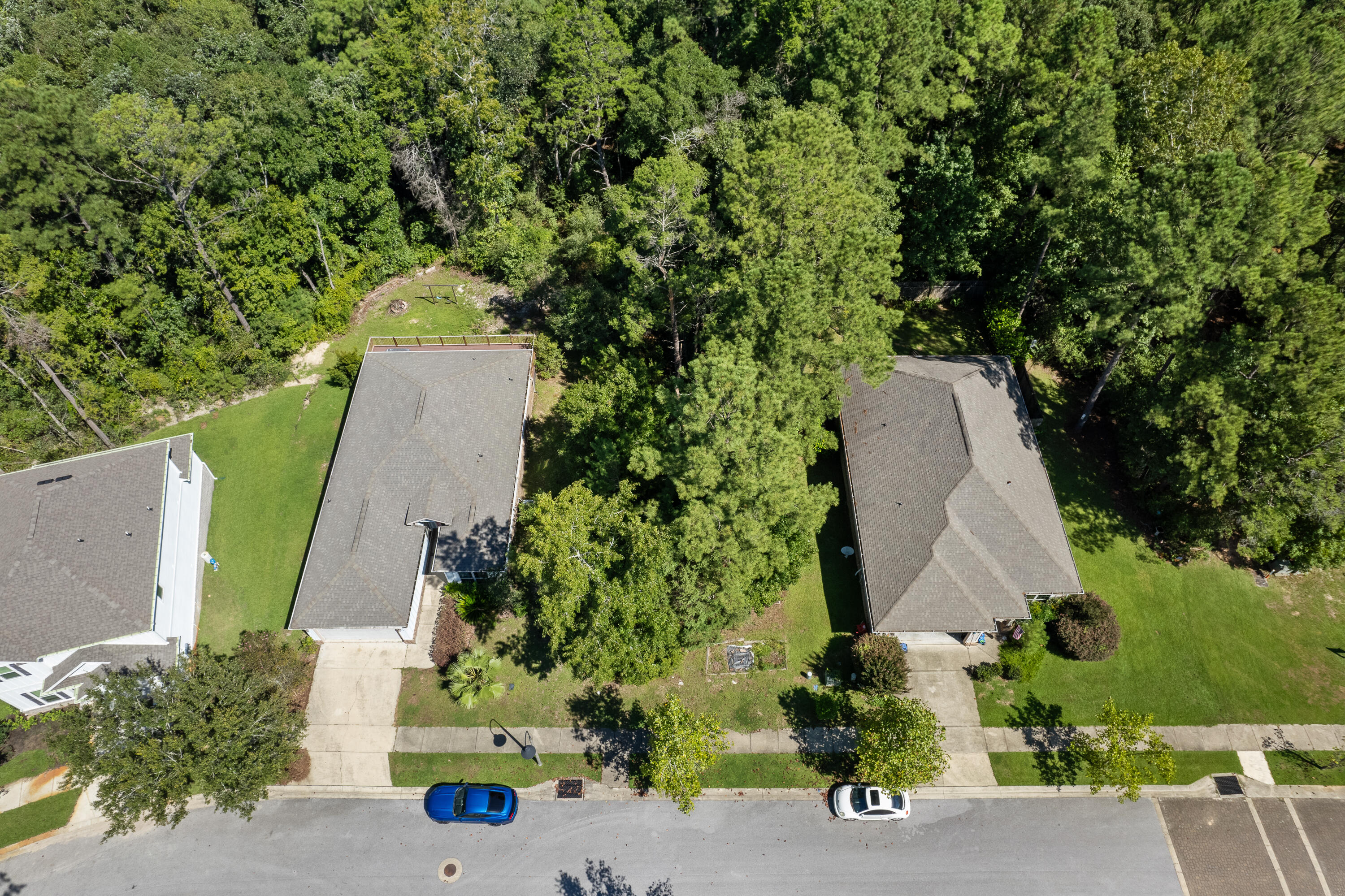 LAGRANGE LANDING - Land