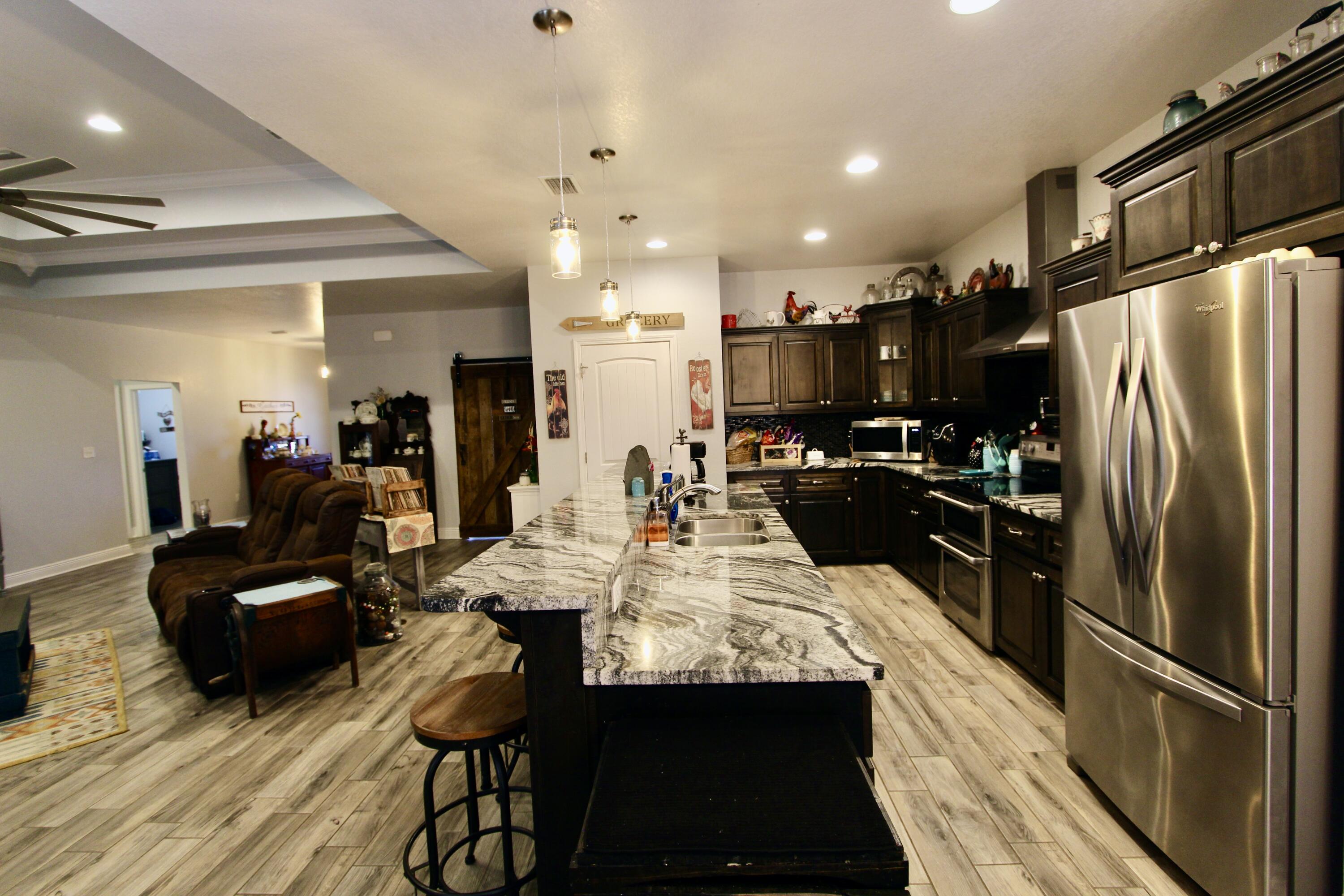 NORTH SUPERGROUP (221000.00) - Residential