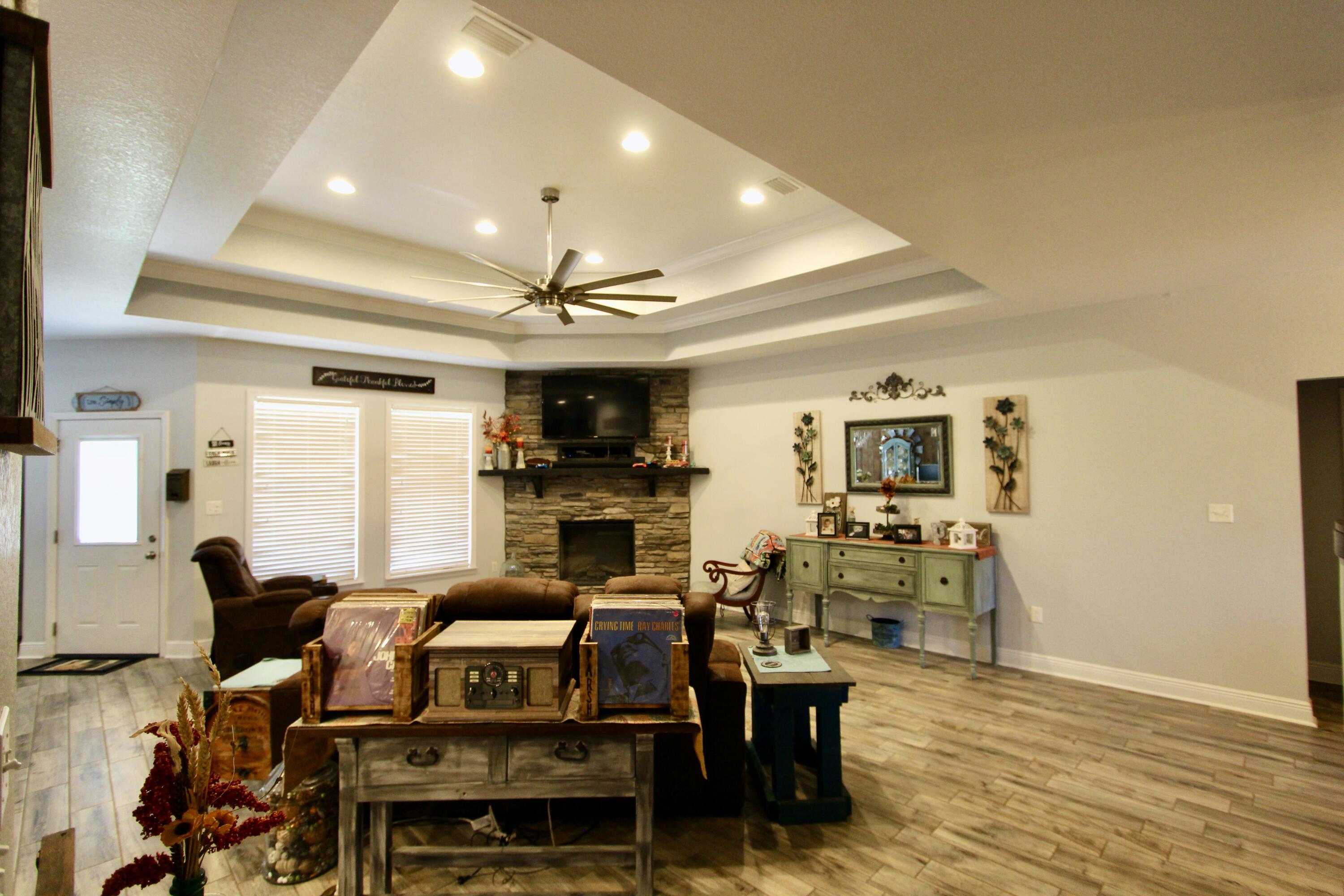 NORTH SUPERGROUP (221000.00) - Residential