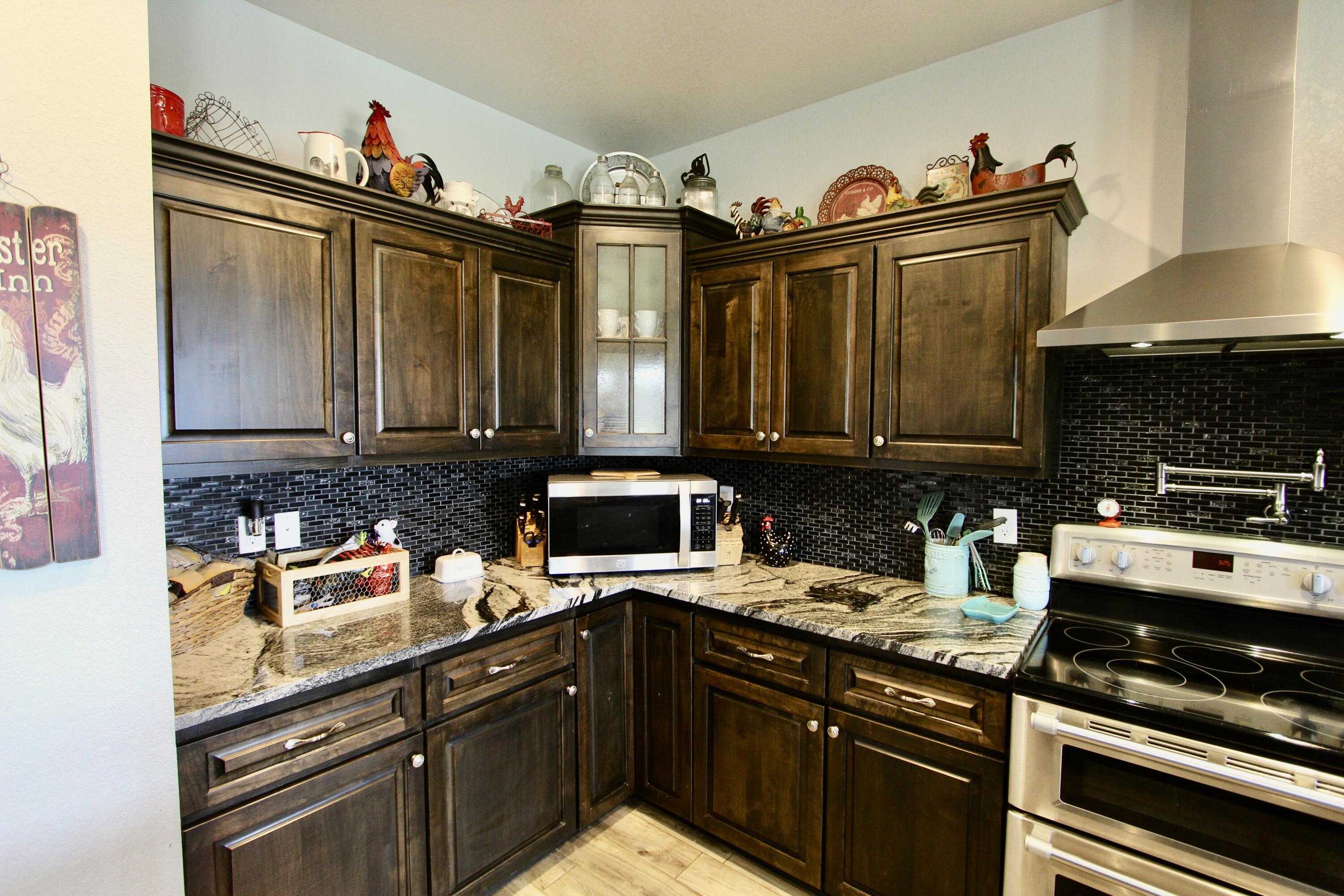 NORTH SUPERGROUP (221000.00) - Residential