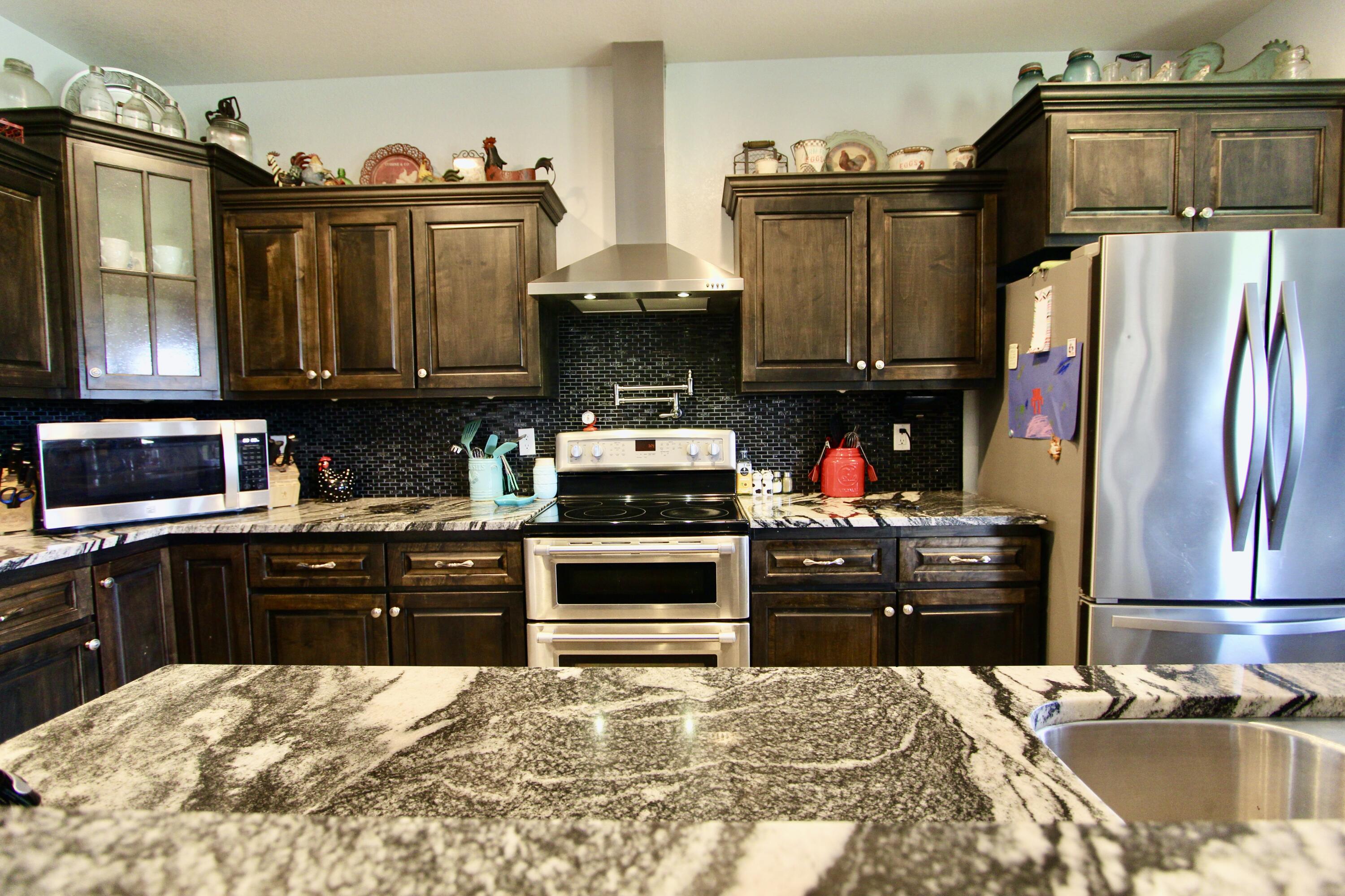 NORTH SUPERGROUP (221000.00) - Residential