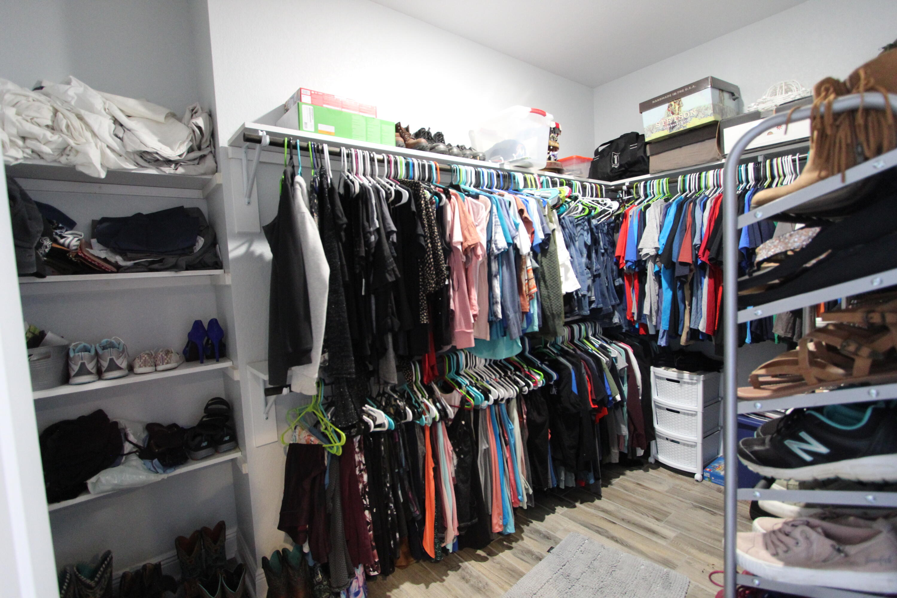 NORTH SUPERGROUP (221000.00) - Residential