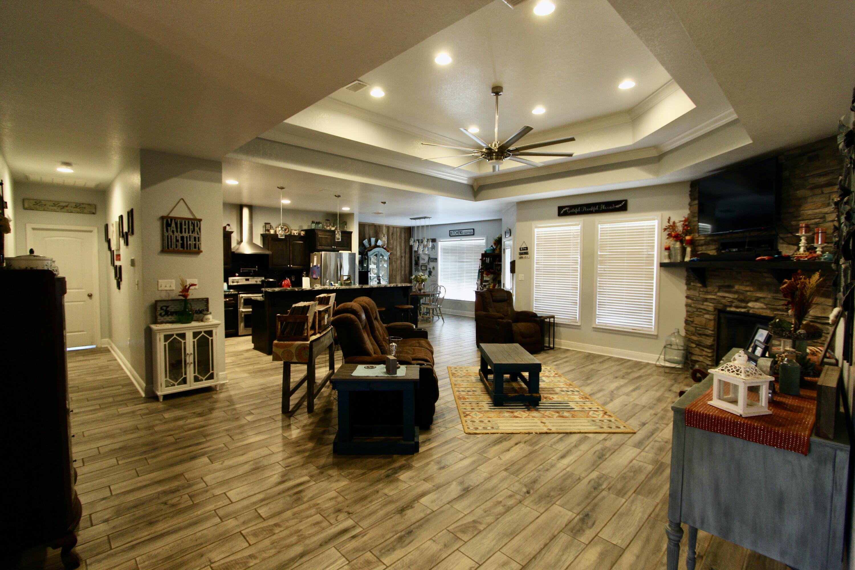 NORTH SUPERGROUP (221000.00) - Residential