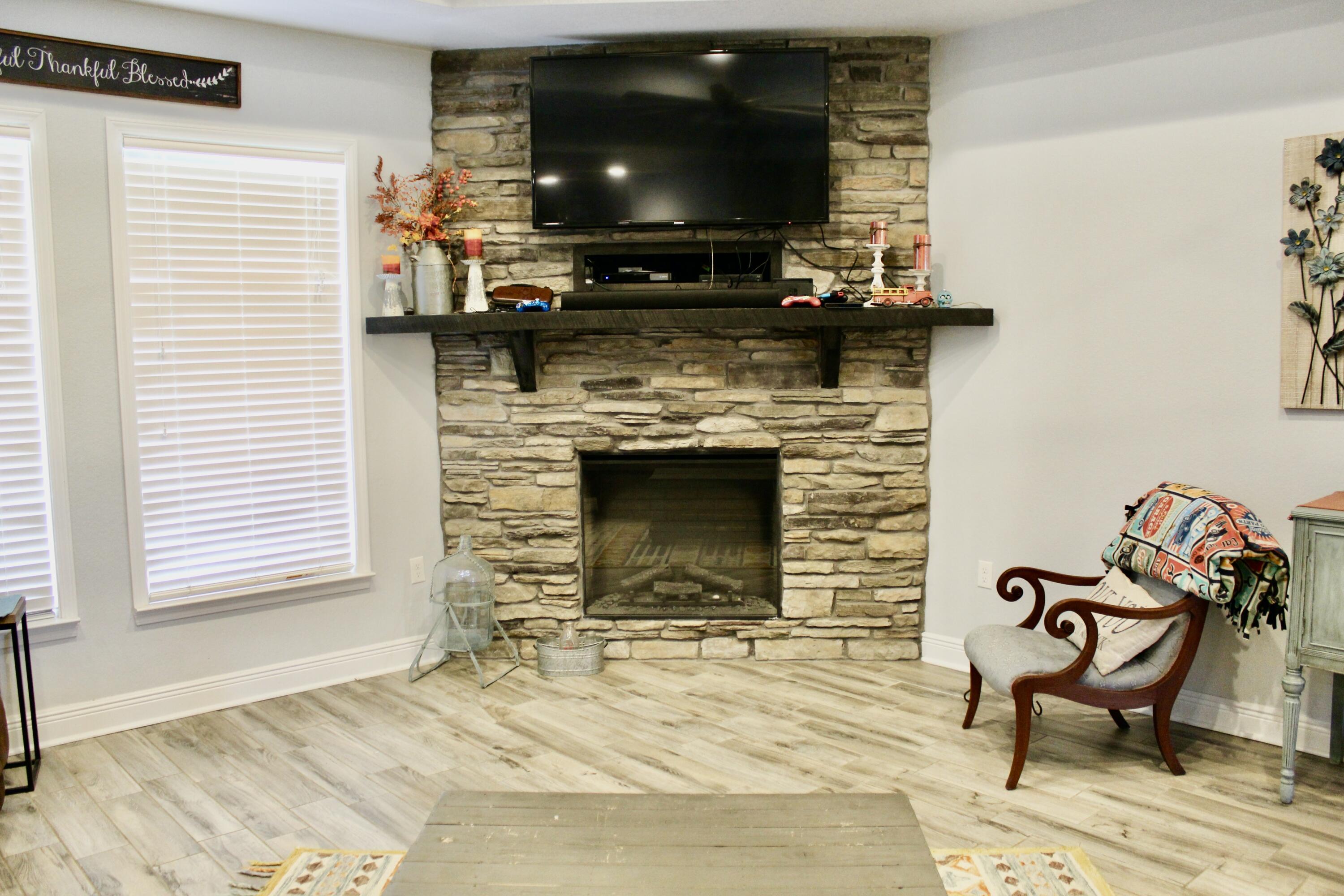 NORTH SUPERGROUP (221000.00) - Residential