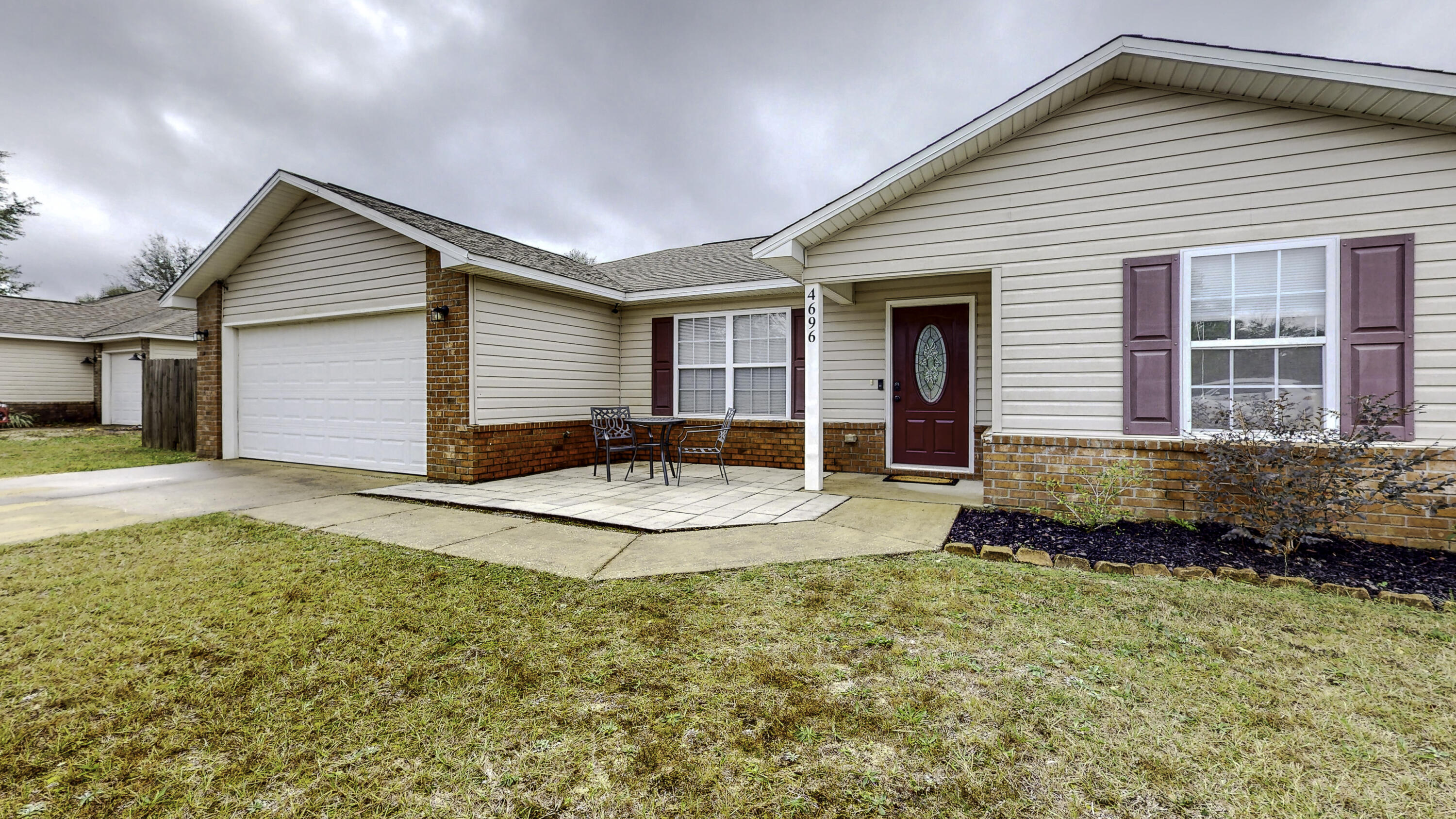 TRIPLE LAKES ESTATES - Residential