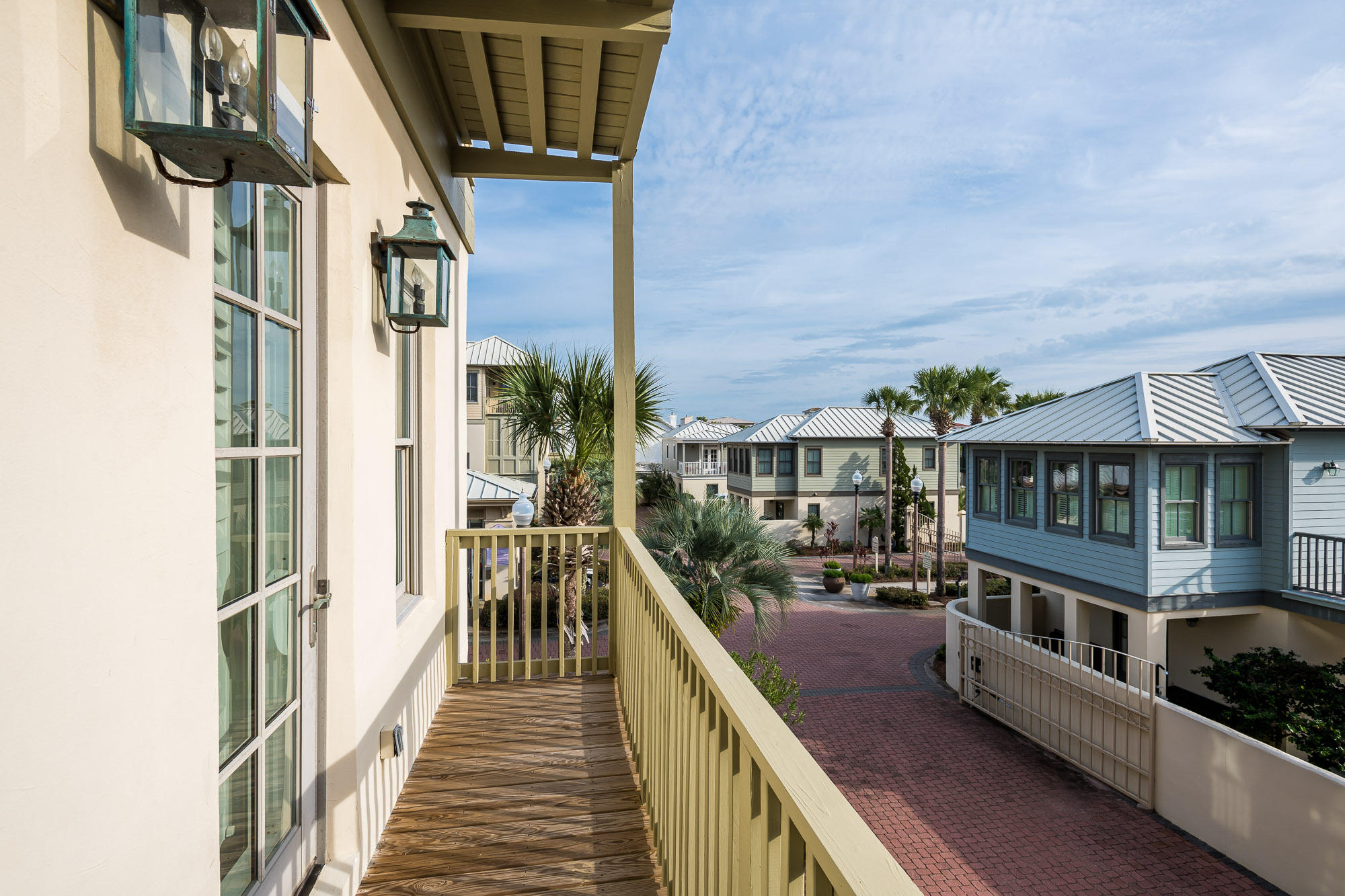 SUNSET BEACH - Residential