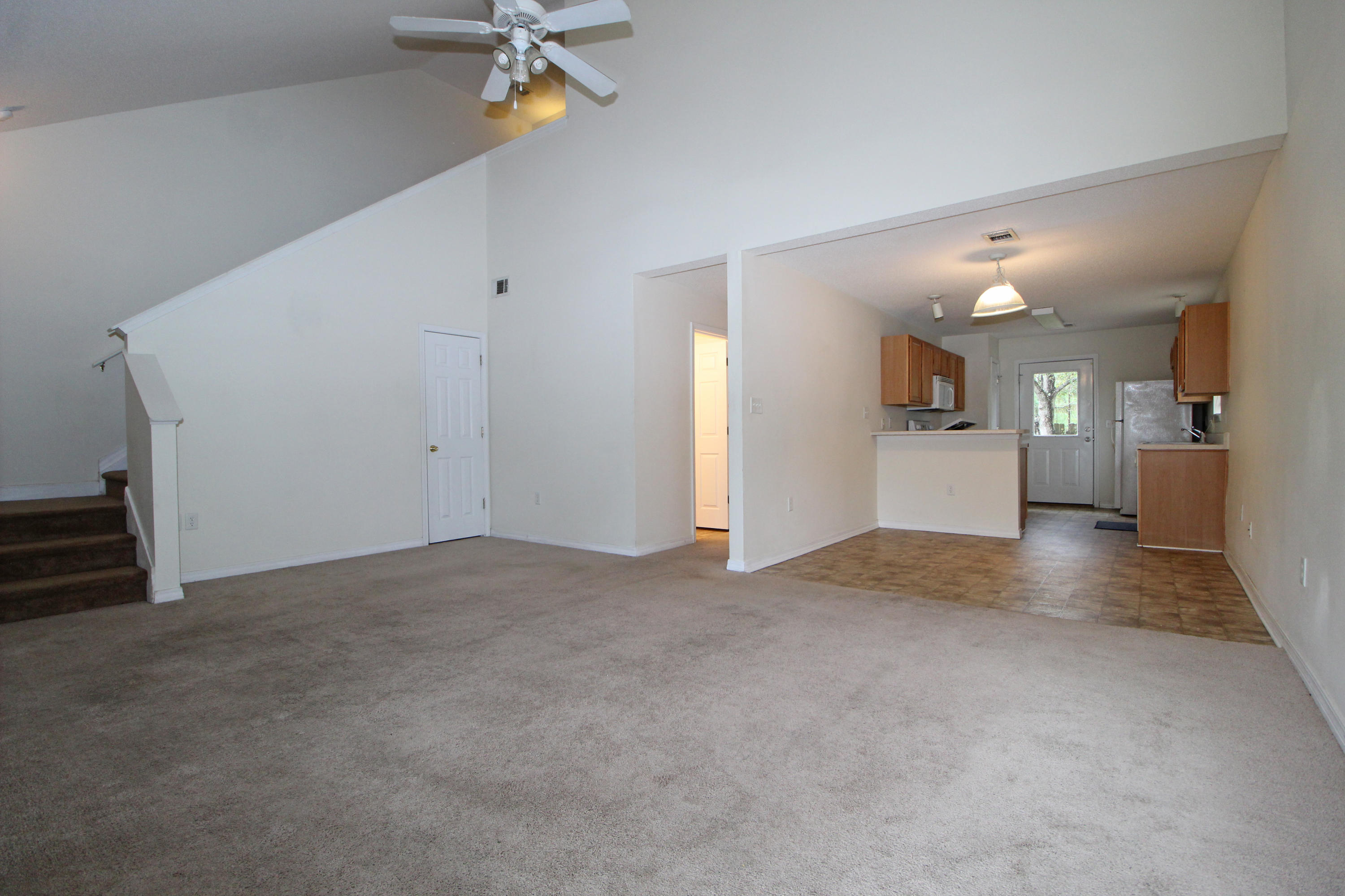 SANTA ROSA OAKS CONDOMINIUM - Residential