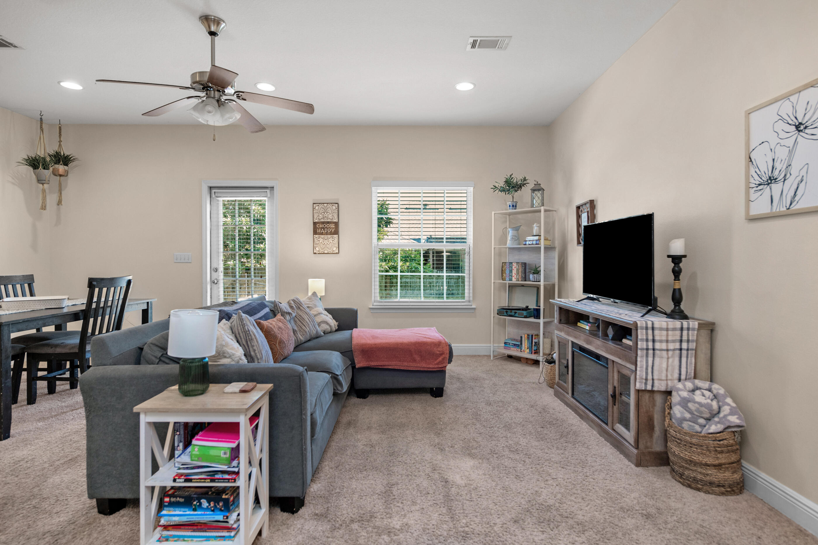 IRON HORSE T/H - Residential