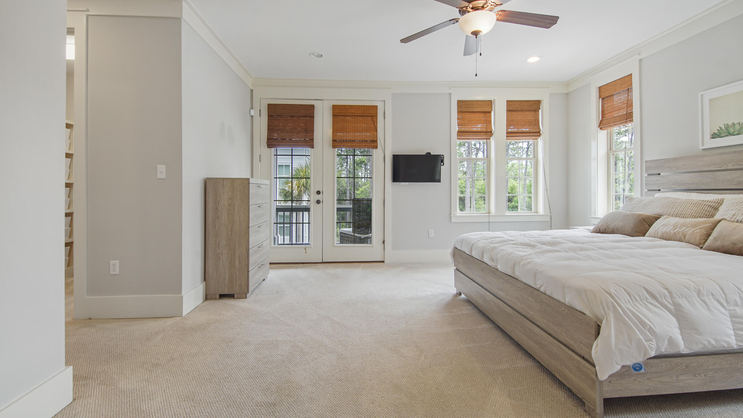 TREETOP VILLAGE - Residential