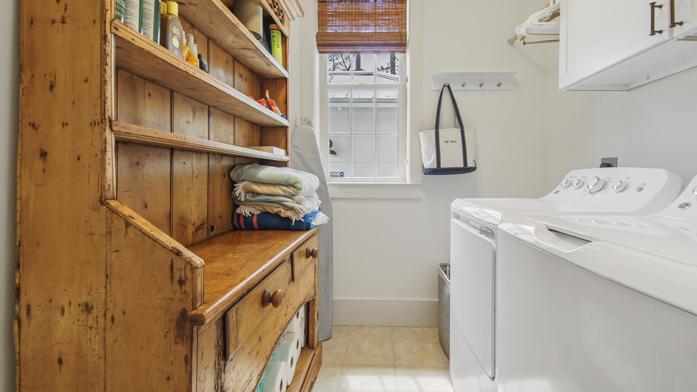 TREETOP VILLAGE - Residential