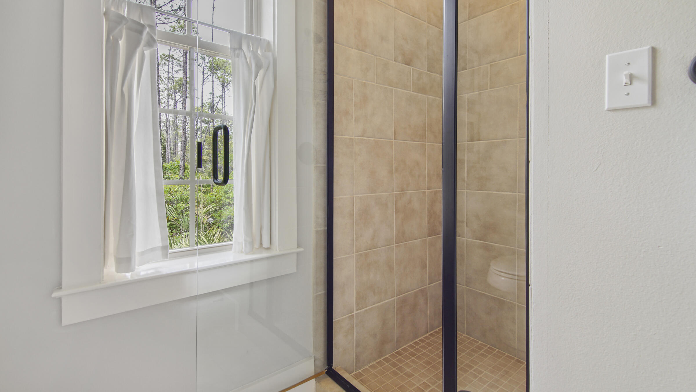 TREETOP VILLAGE - Residential