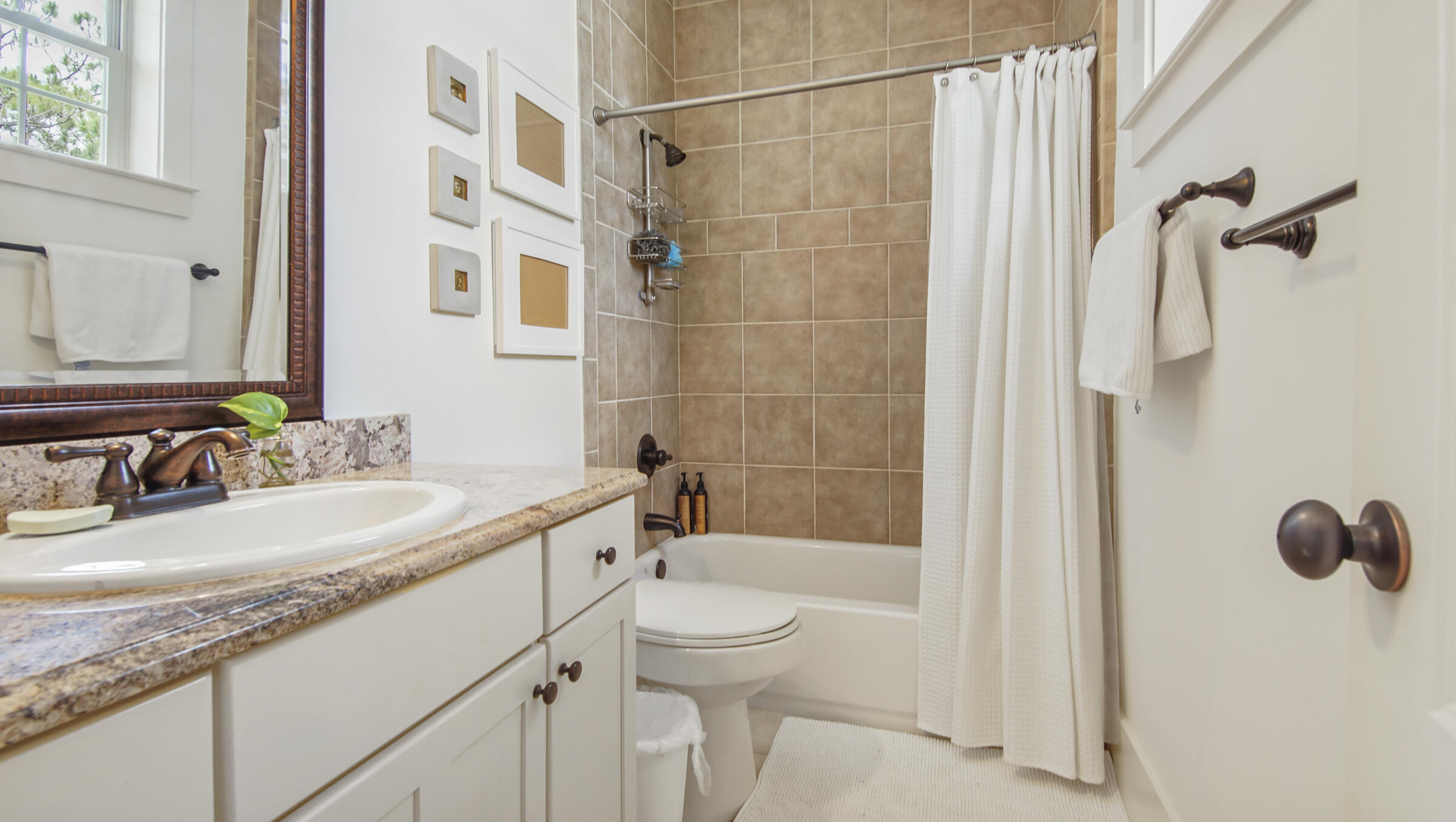 TREETOP VILLAGE - Residential