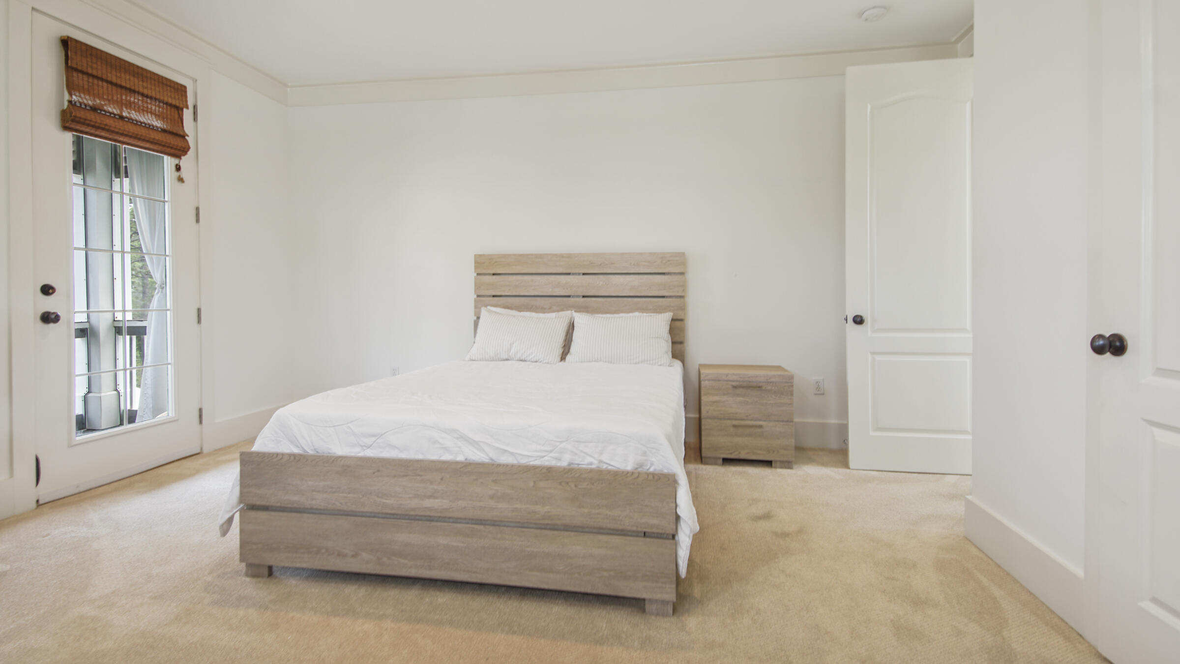 TREETOP VILLAGE - Residential