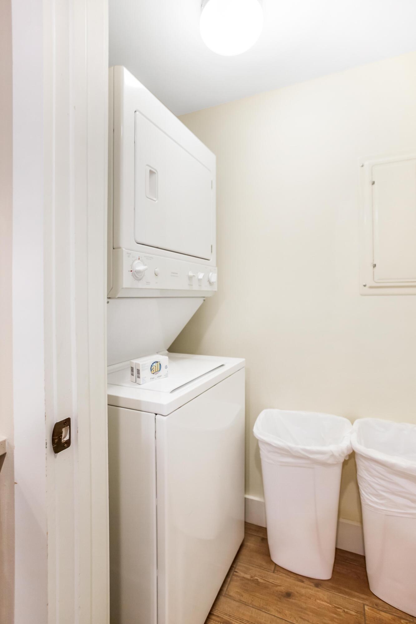 Pilot House - Residential