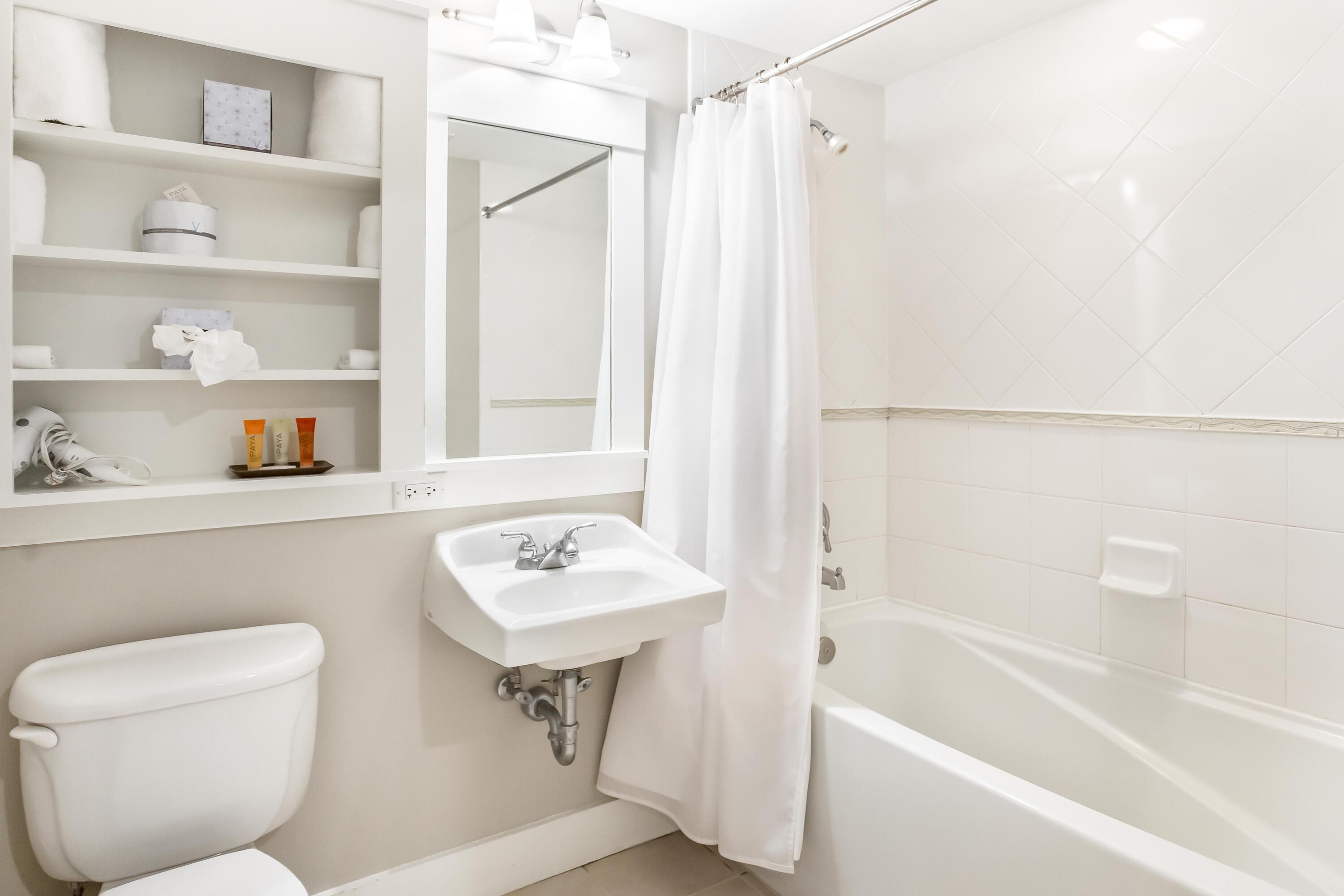 Pilot House - Residential