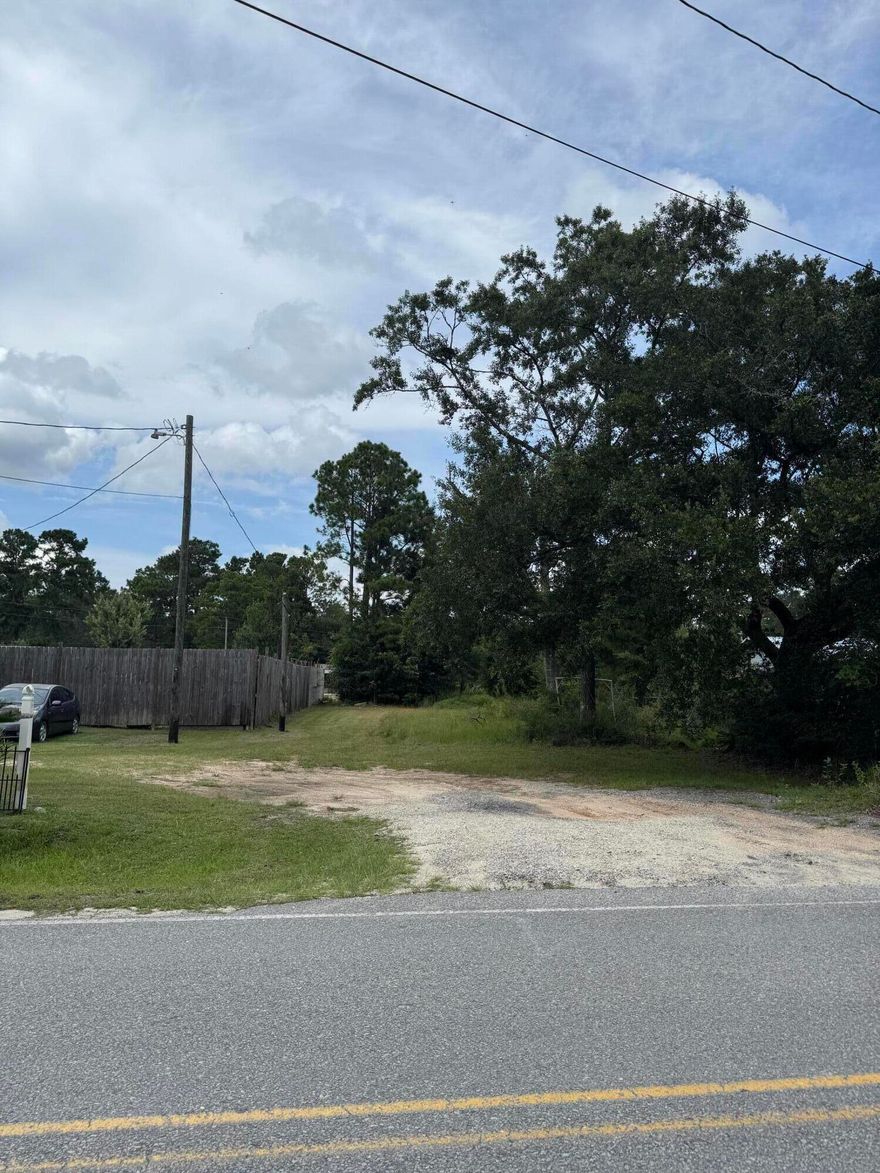 Located in the heart of Black Creek Lodge Rd, this lot is cleared and ready for a new family to enjoy! Enjoy a short drive to the sugar-white sands and vibrant communities of Scenic Highway 30A, or head to nearby Choctawhatchee Bay for world-class fishing and boating. Whether you're looking for a weekend escape or a full-time residence, this location offers the perfect blend of tranquility and convenience.