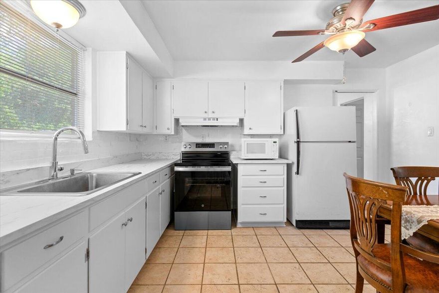 ****MOTIVATED SELLERS!!!! ******Beautifully well maintained home with a freshly painted kitchen cabinets, brand-new stove and dishwasher, brand new Roof replaced in Nov 2024 and a garage door for added privacy. Enjoy the serenity of the lush gardens that surround the property. Located walking distance of parks, Fort Walton Beach Rec Center, shopping, and more. Just 1.6 miles from a public access to Cinco Bayou and 3 miles to the Gulf--perfect for nature lovers and beachgoers. This charming home blends comfort, convenience, and tranquility in one of the area's most desirable locations. Don't miss this opportunity!
