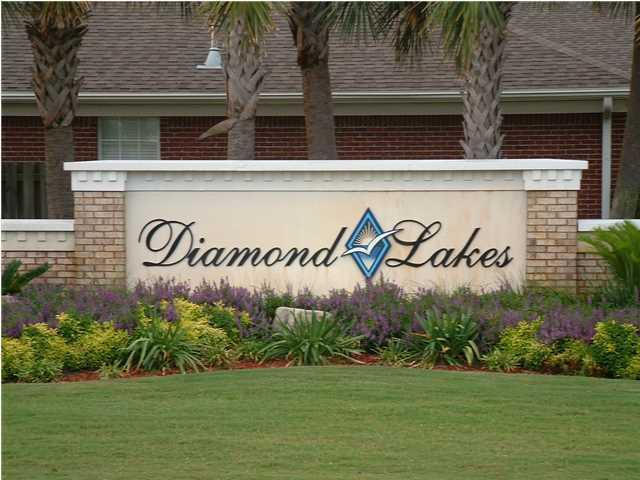 DIAMOND LAKES - Residential