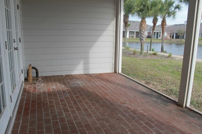 DIAMOND LAKES - Residential