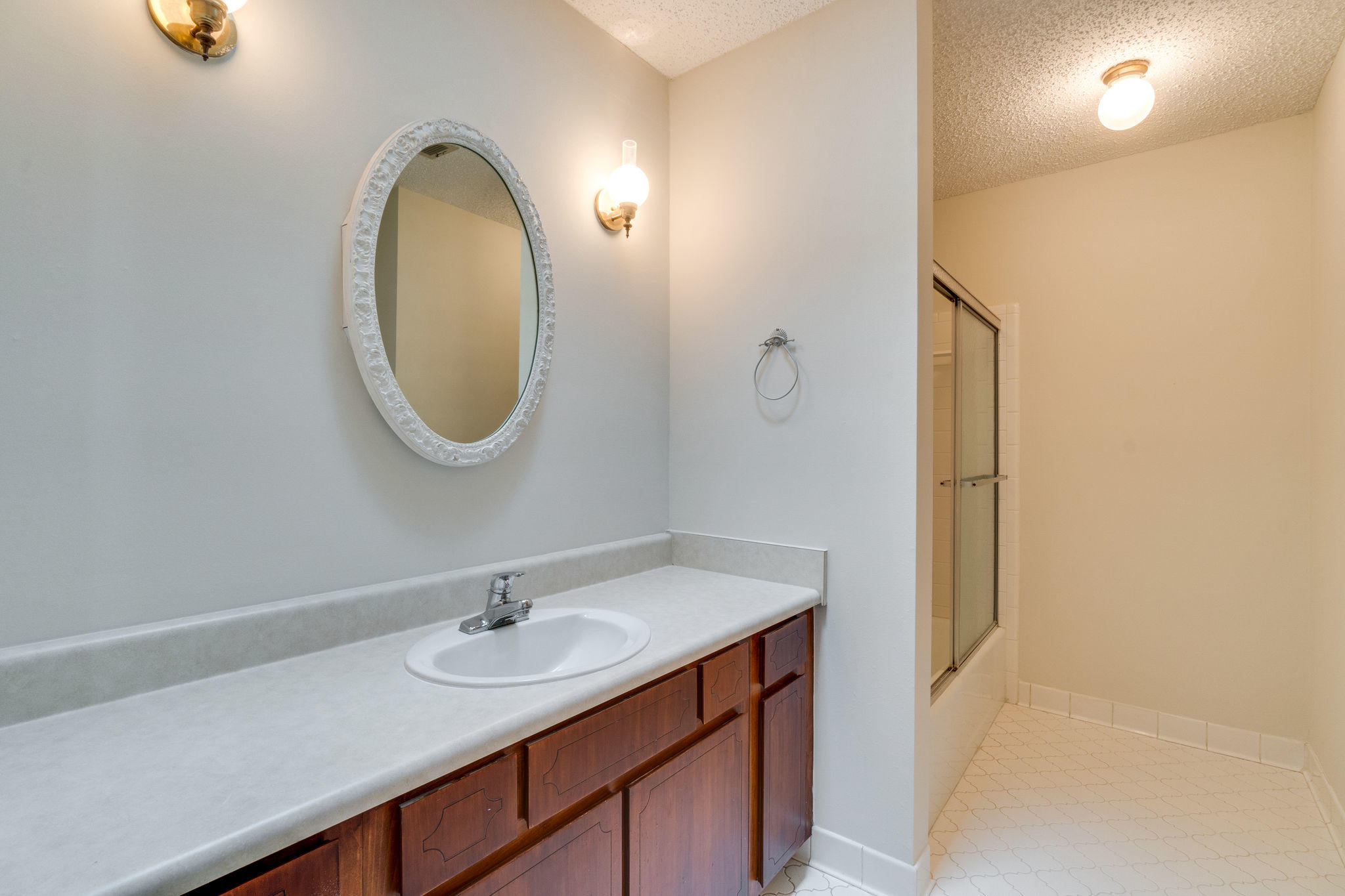 CHEROKEE WOODS - Residential