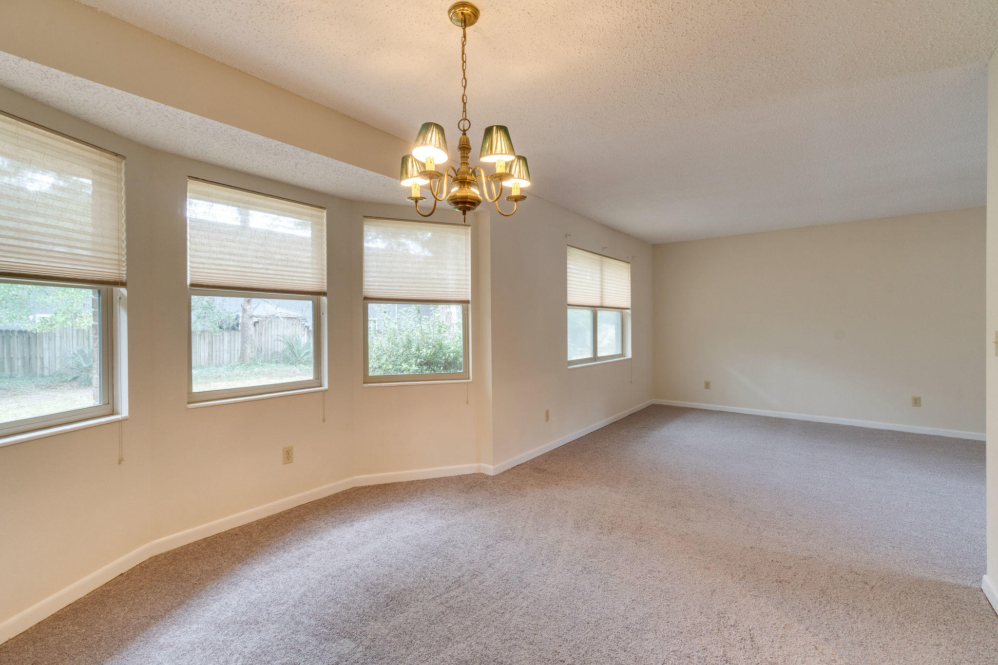 CHEROKEE WOODS - Residential