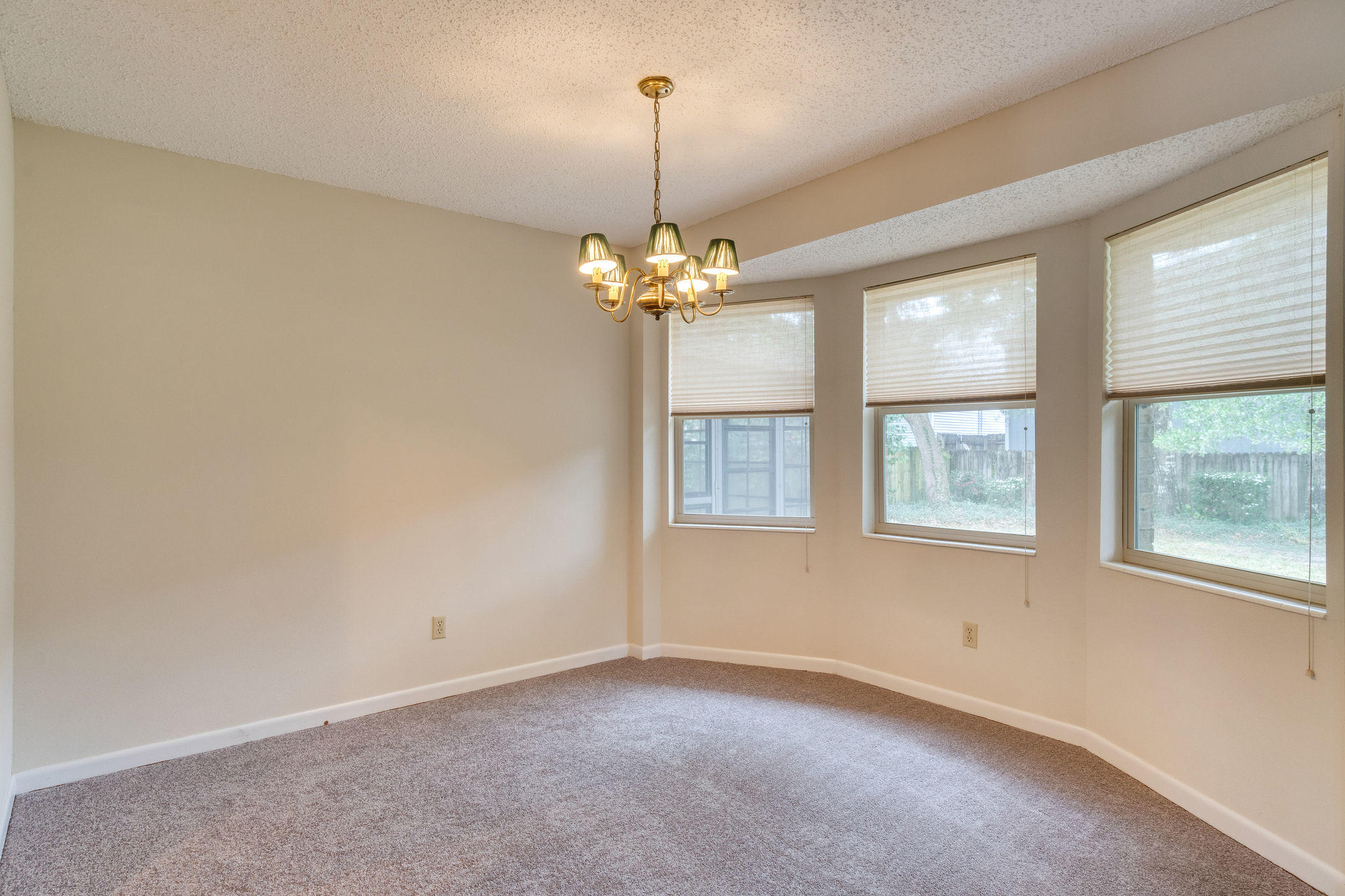 CHEROKEE WOODS - Residential