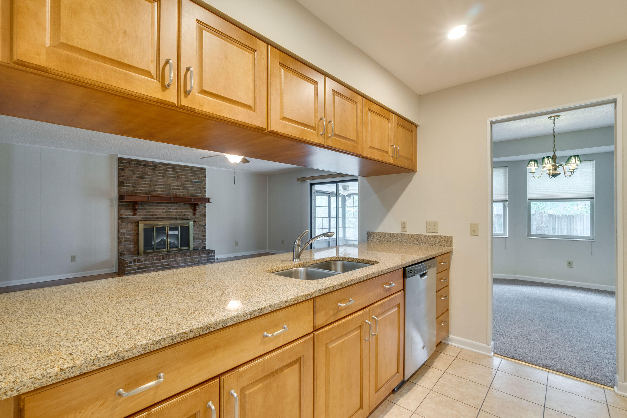 CHEROKEE WOODS - Residential