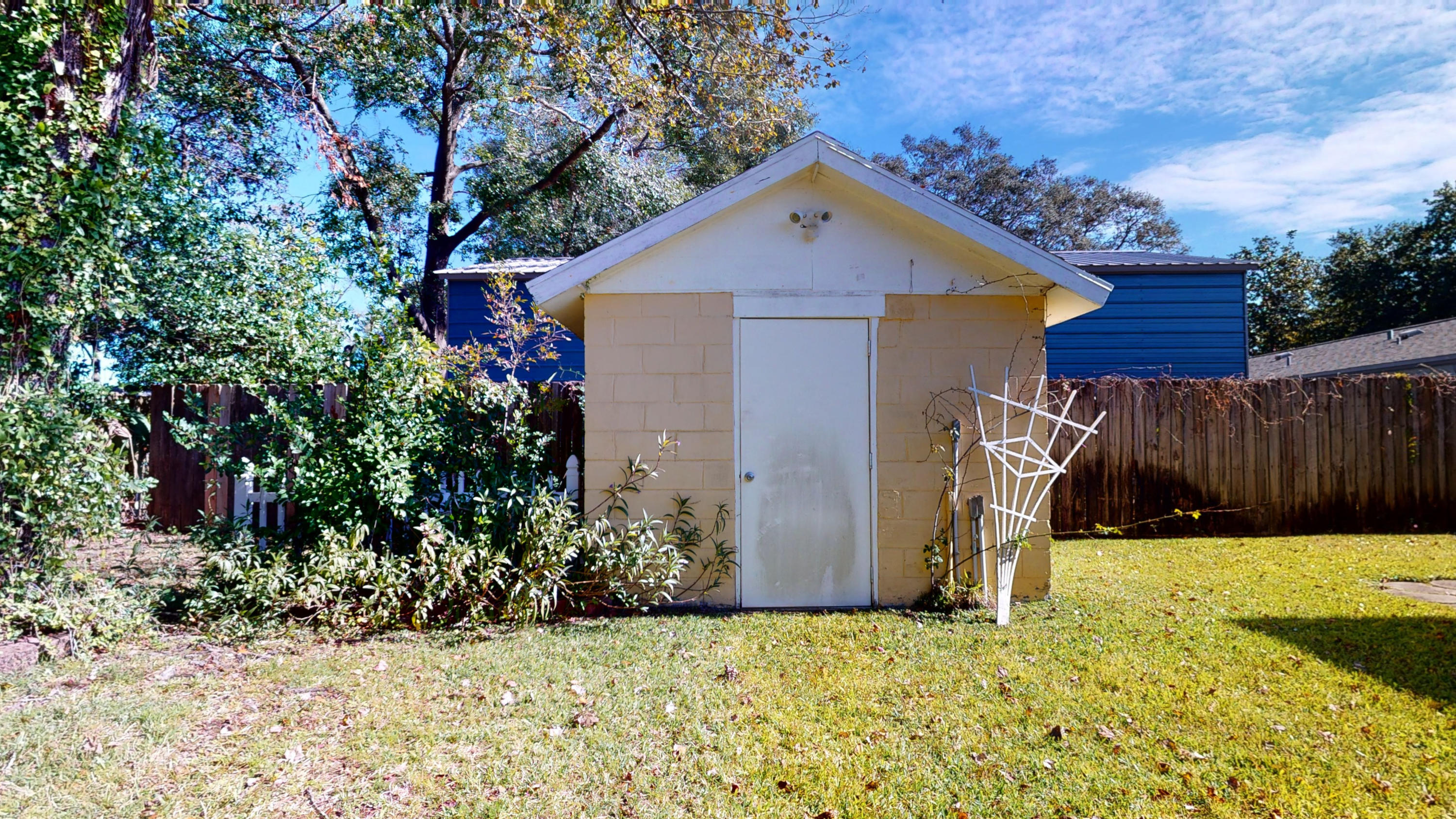 VESTA HEIGHTS 1ST ADDN - Residential