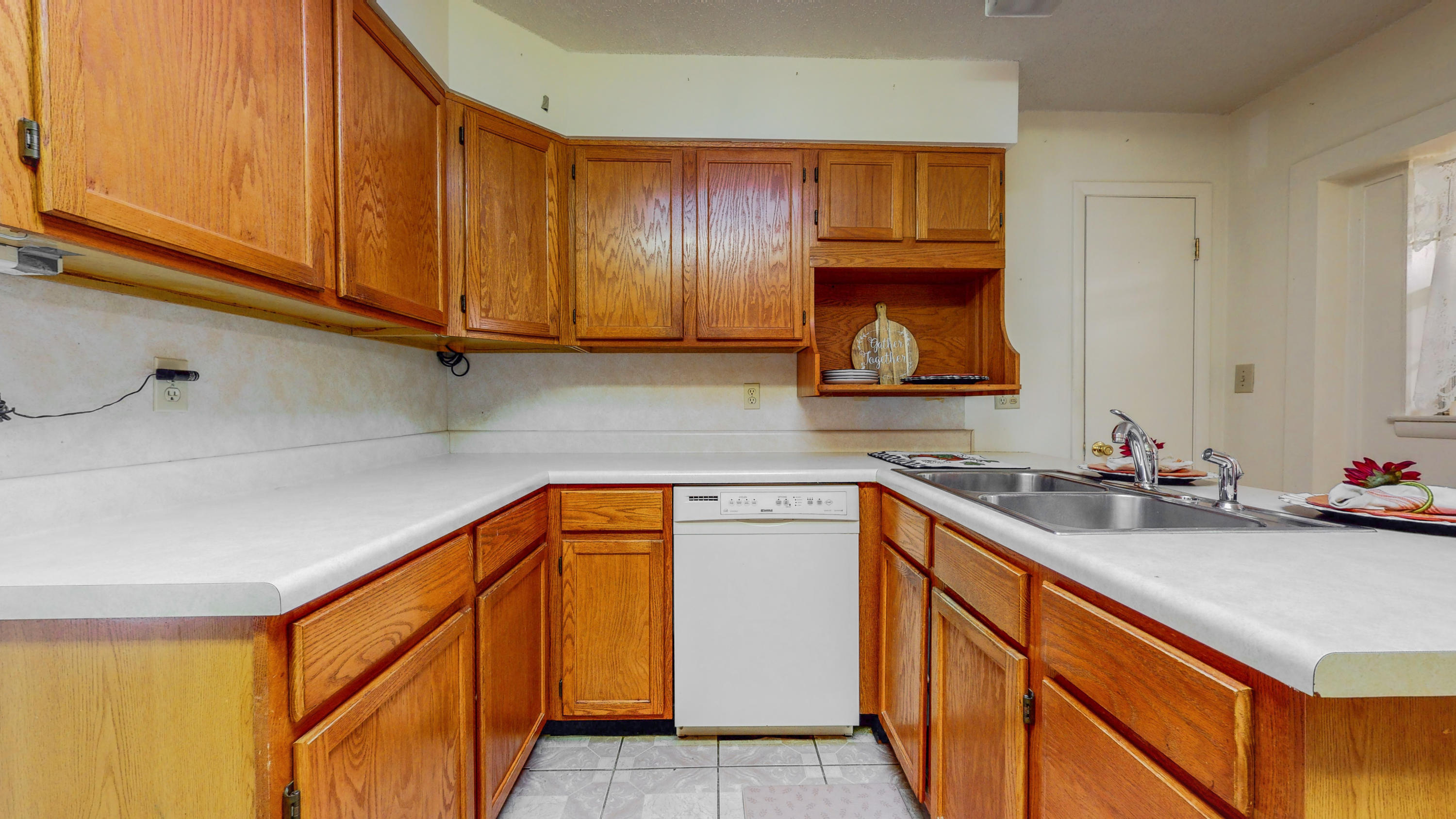 VESTA HEIGHTS 1ST ADDN - Residential