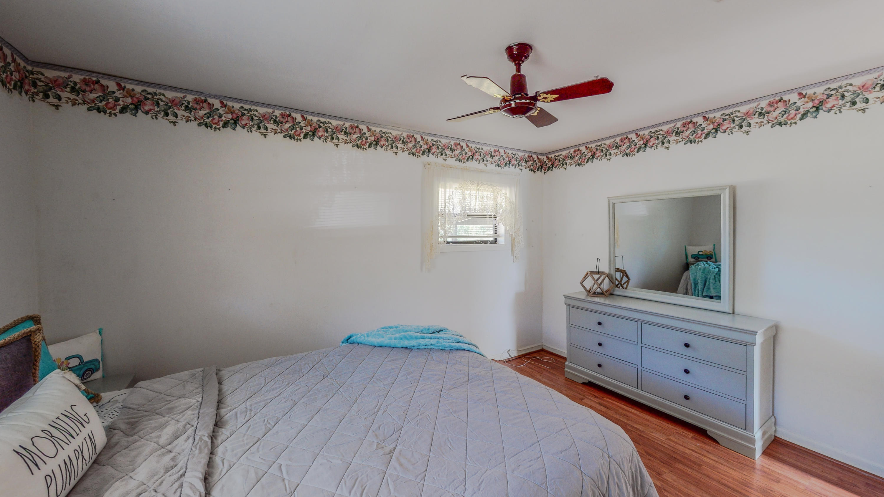 VESTA HEIGHTS 1ST ADDN - Residential