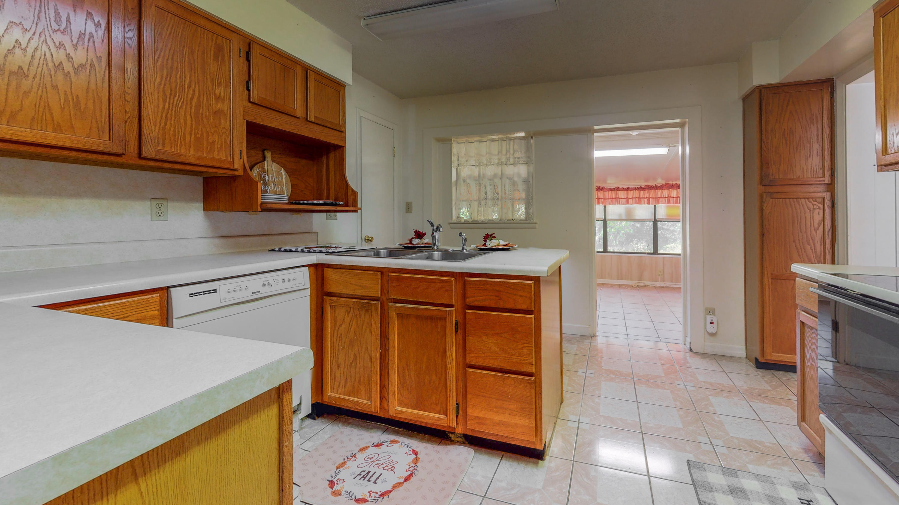 VESTA HEIGHTS 1ST ADDN - Residential