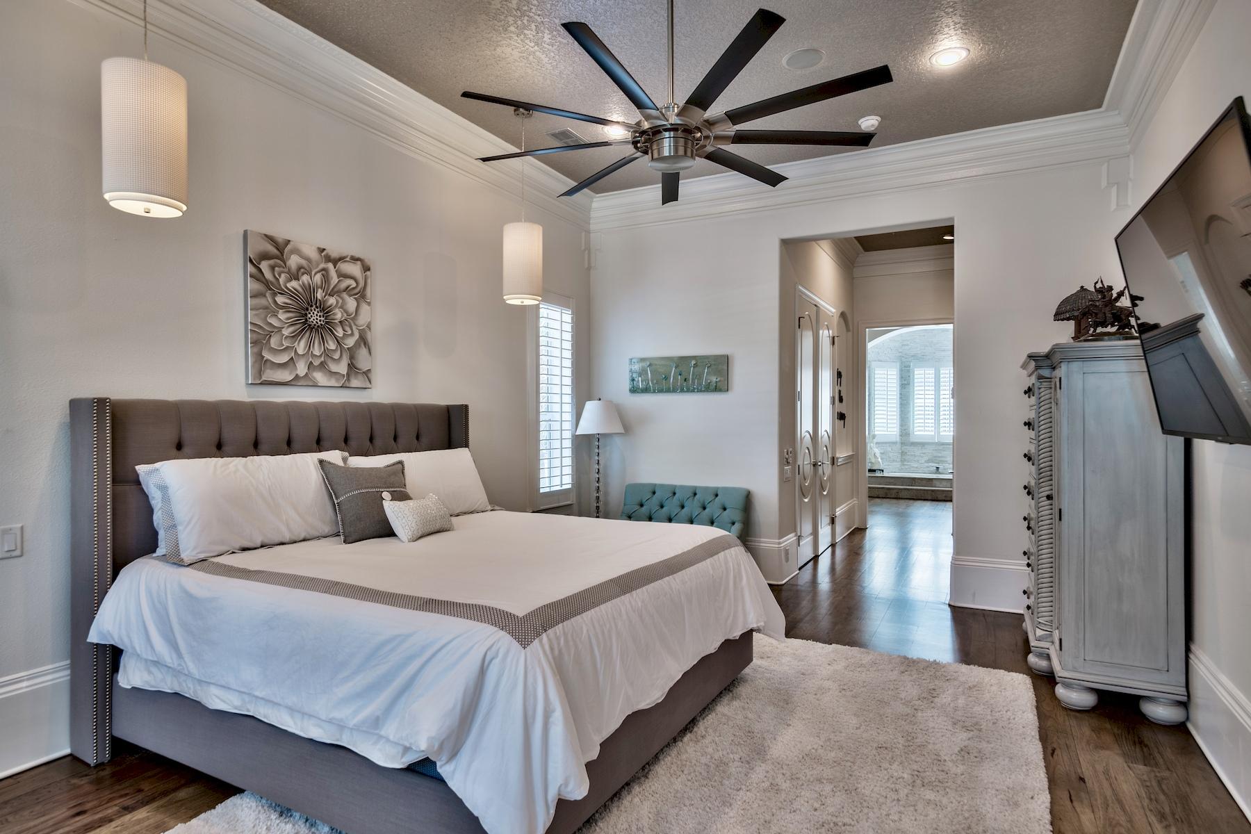 BURNT PINE - Residential