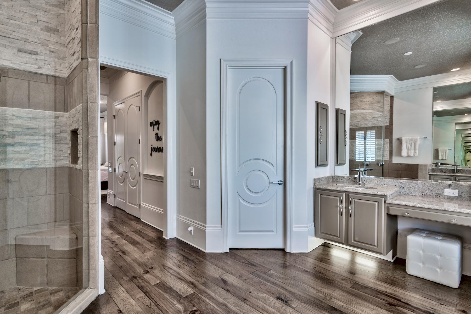 BURNT PINE - Residential