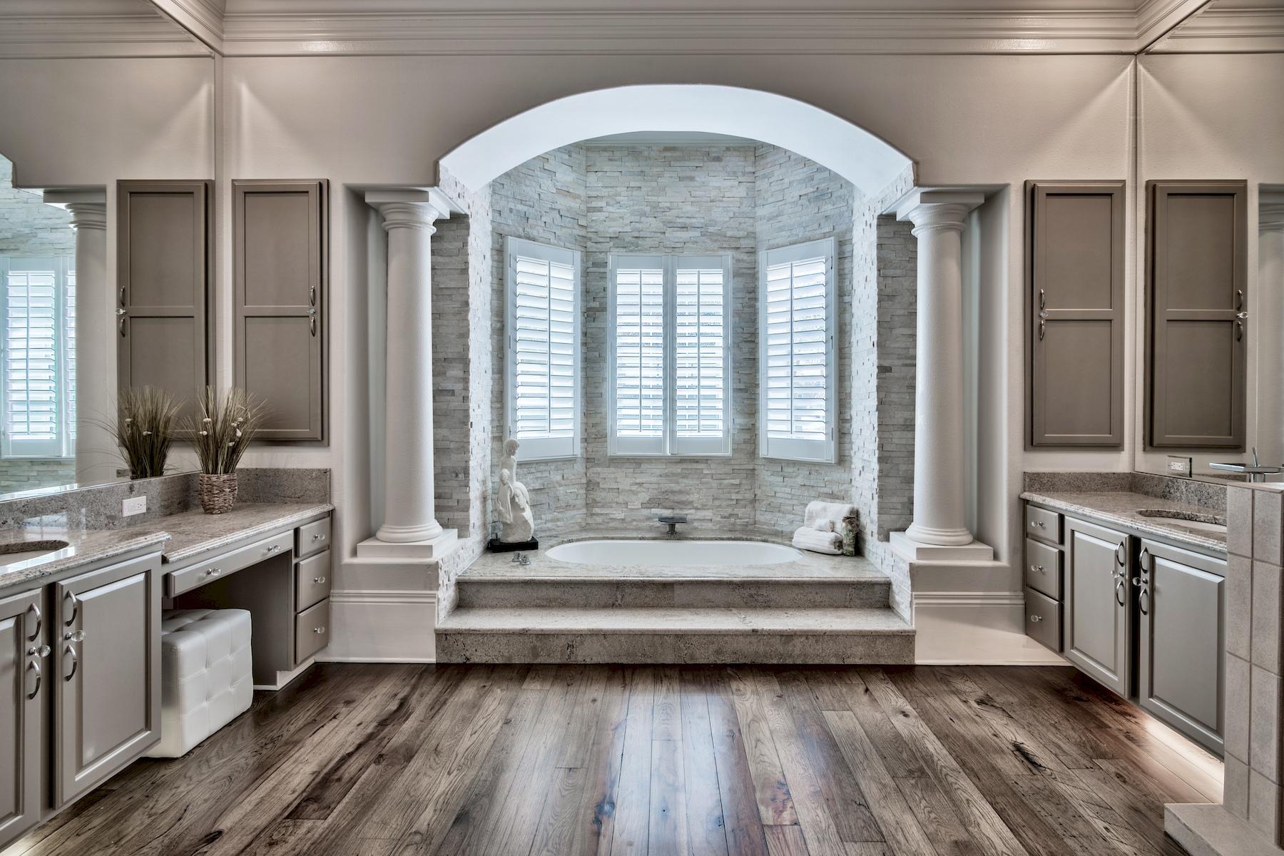 BURNT PINE - Residential