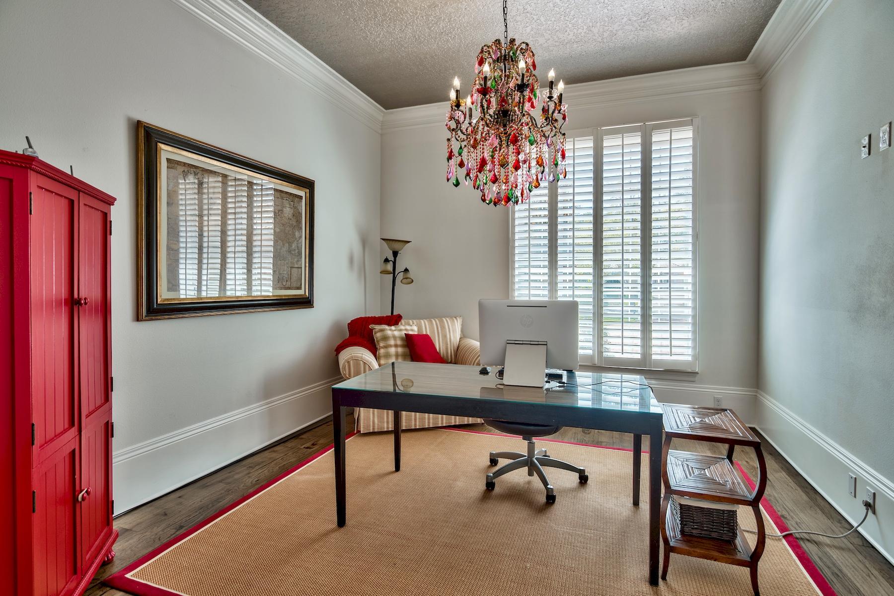 BURNT PINE - Residential